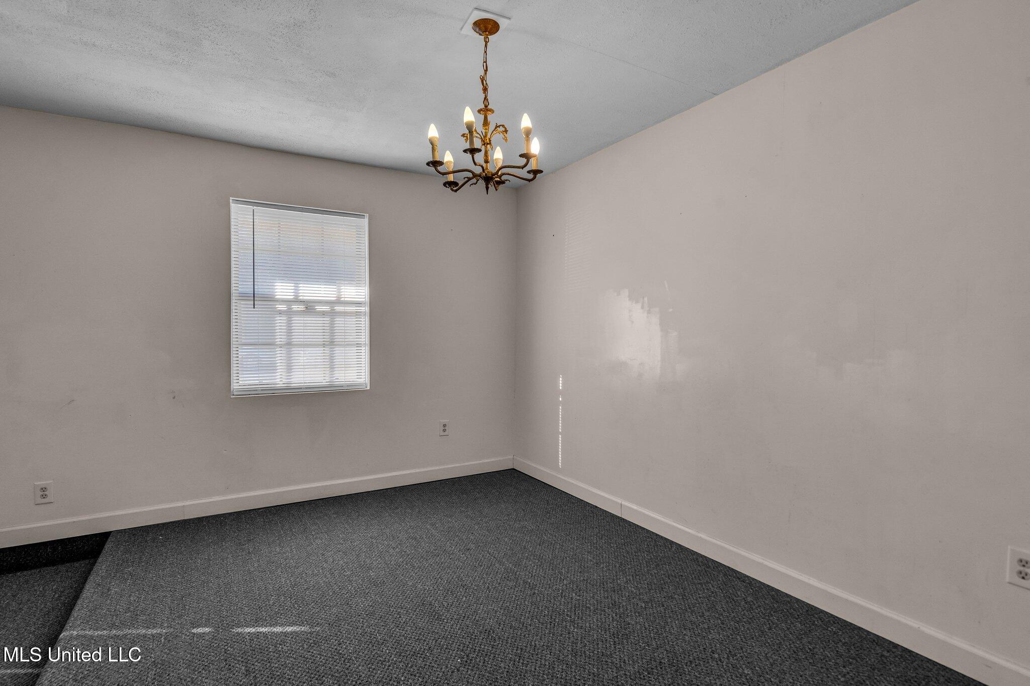 640 Peyton Drive Property Photo 6