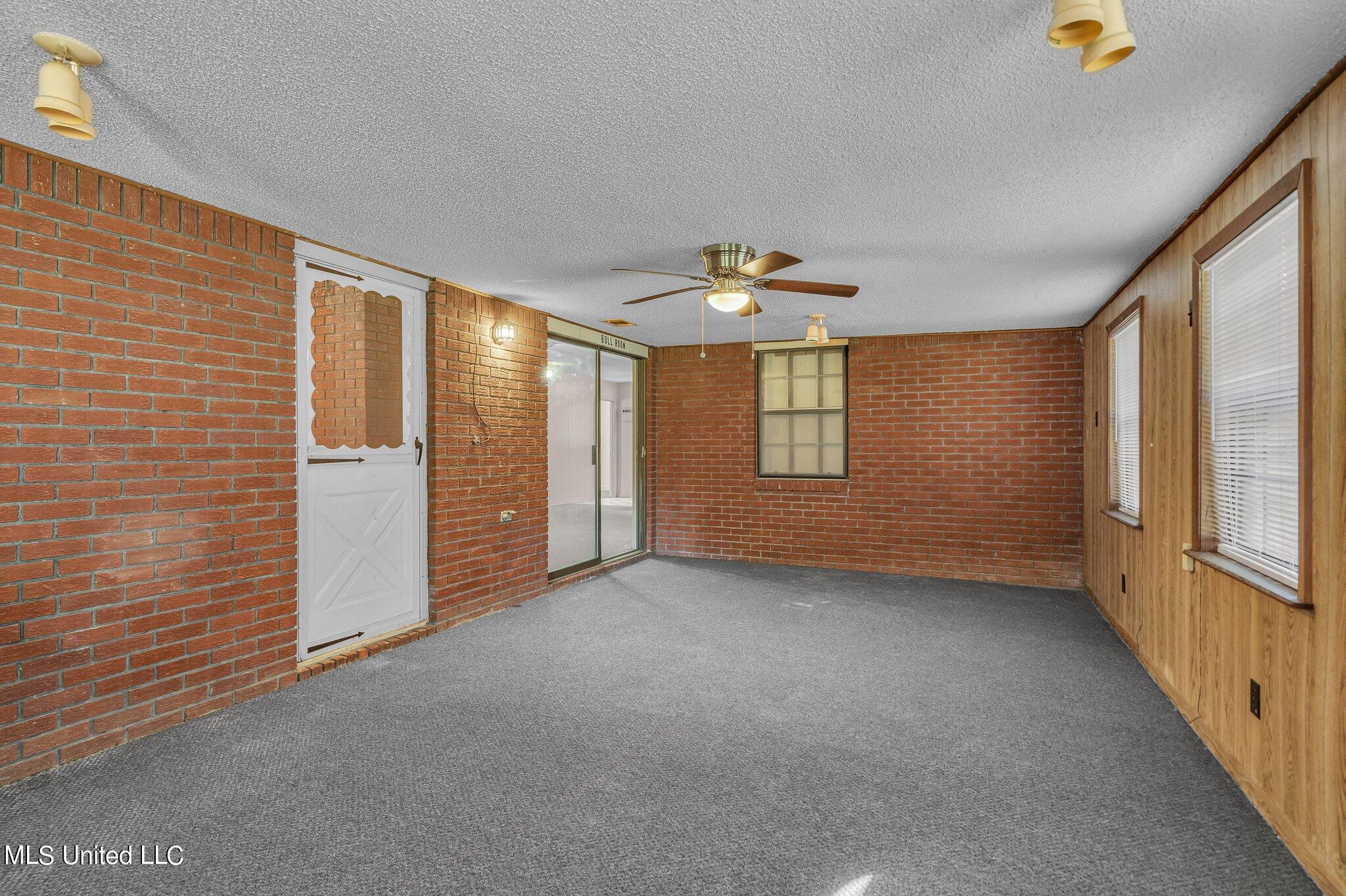640 Peyton Drive Property Photo 13