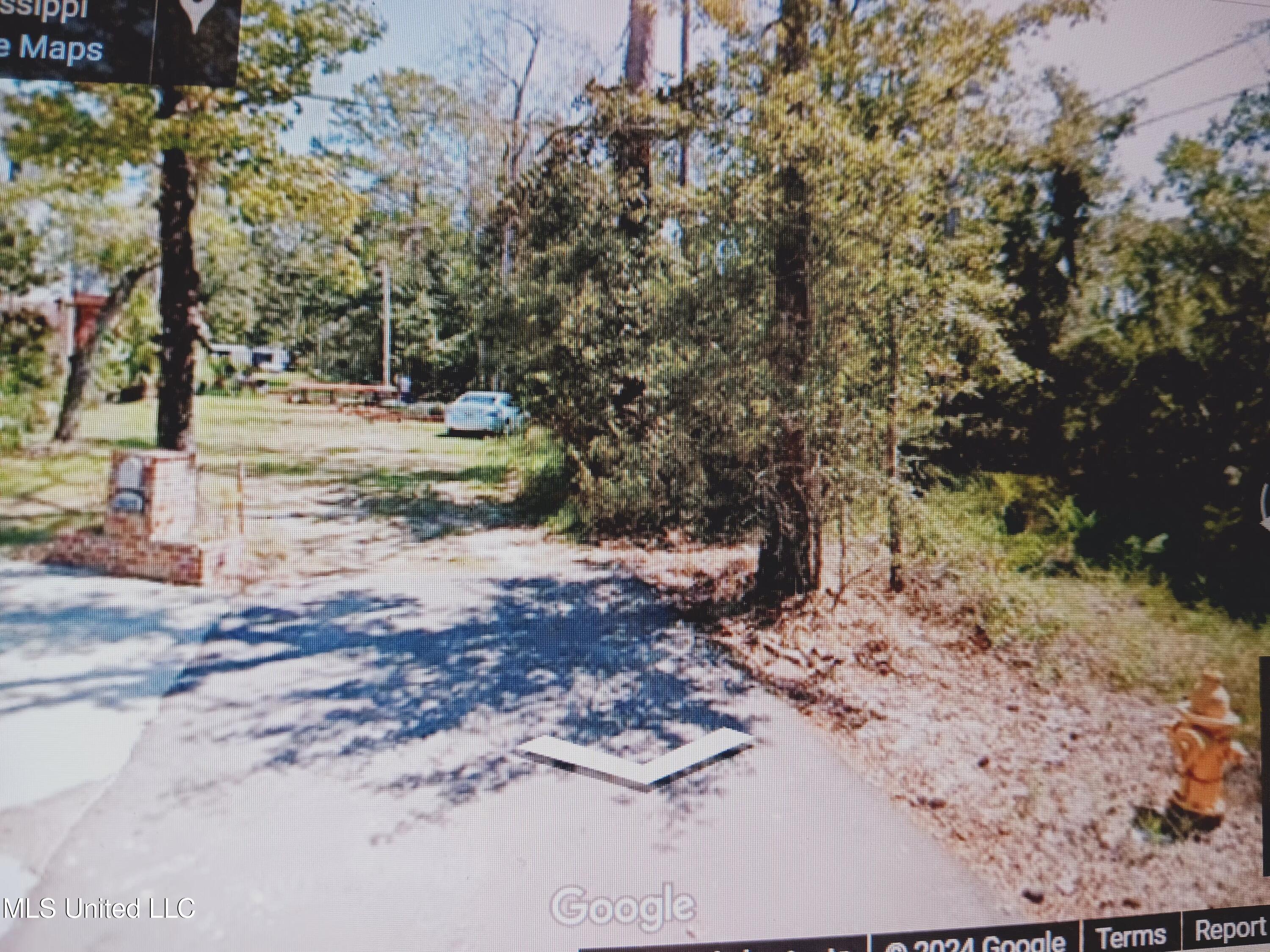Riverroad Drive Property Photo 4