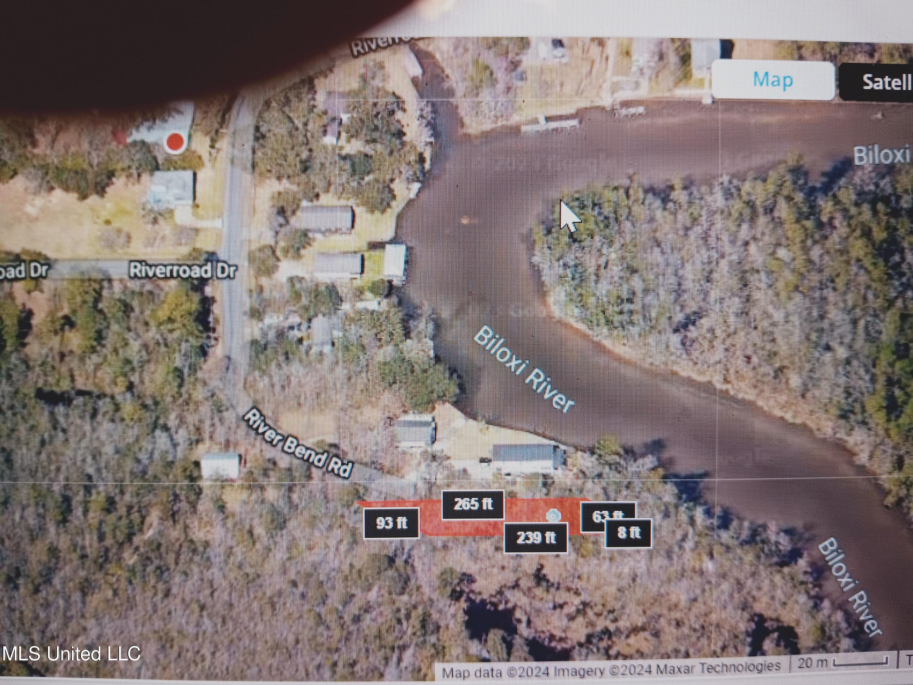 Riverroad Drive Property Photo 6