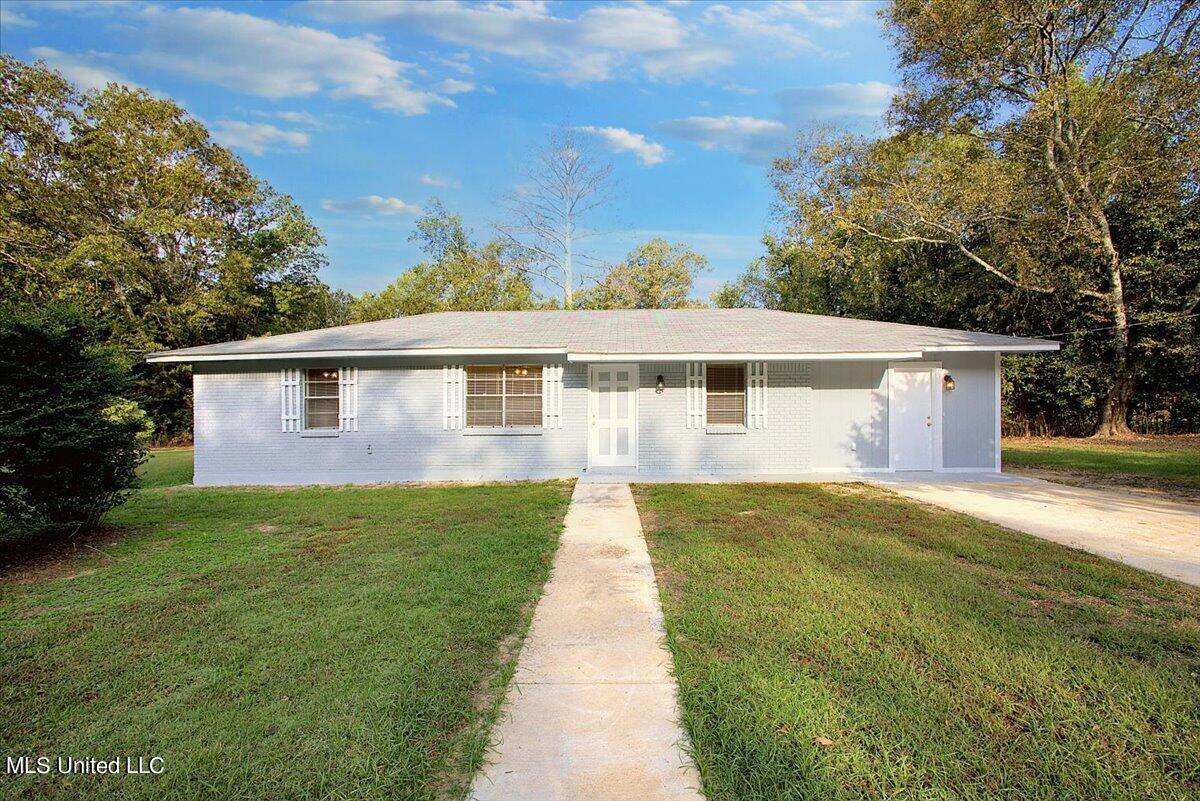 62 Dent Lane Property Photo 1