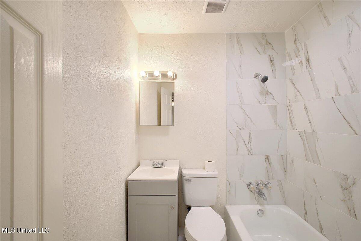 62 Dent Lane Property Photo 7