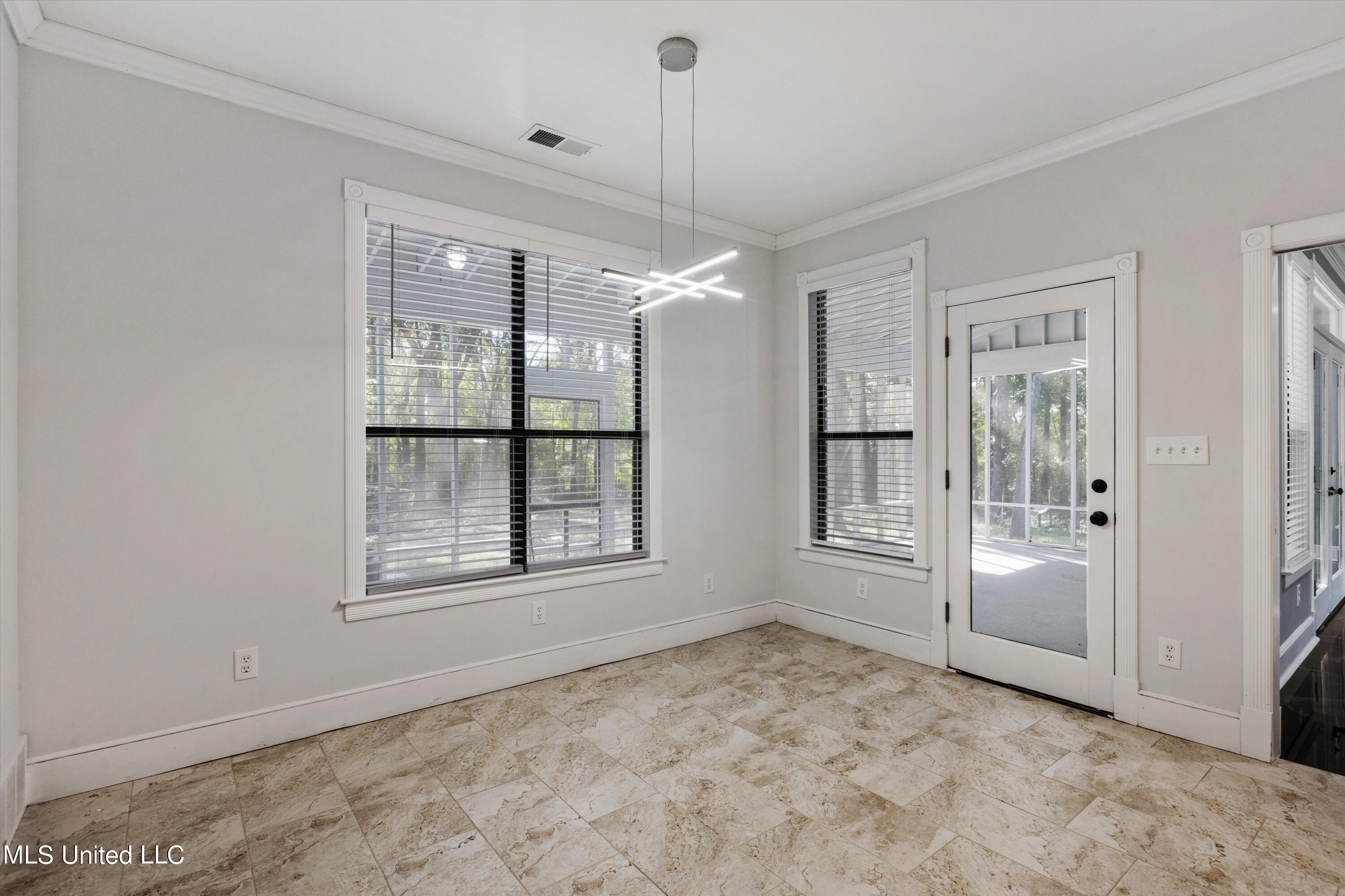 3555 Bonner Drive Property Photo 8