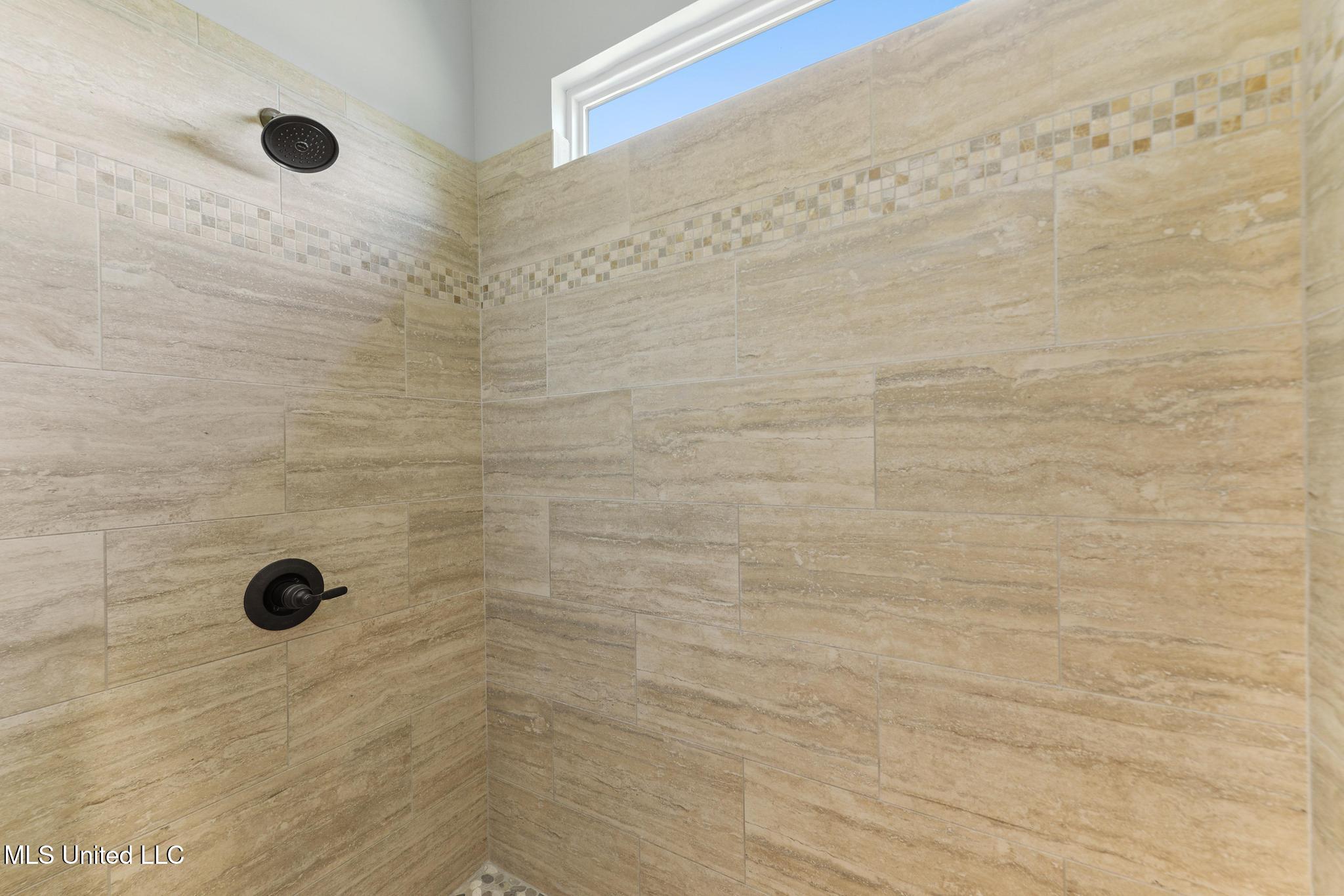 12154 Parc Aux Chenes Property Photo 31