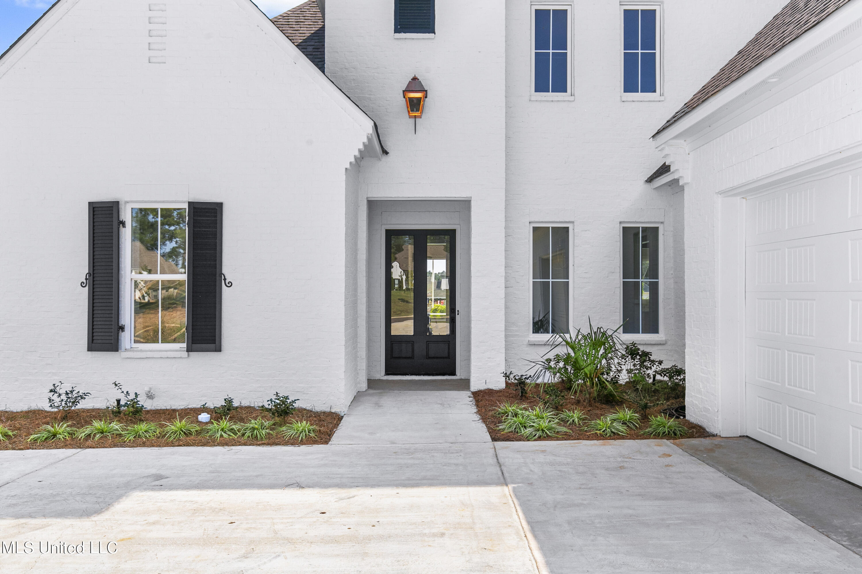 126 Herons Bay Circle Property Photo 3