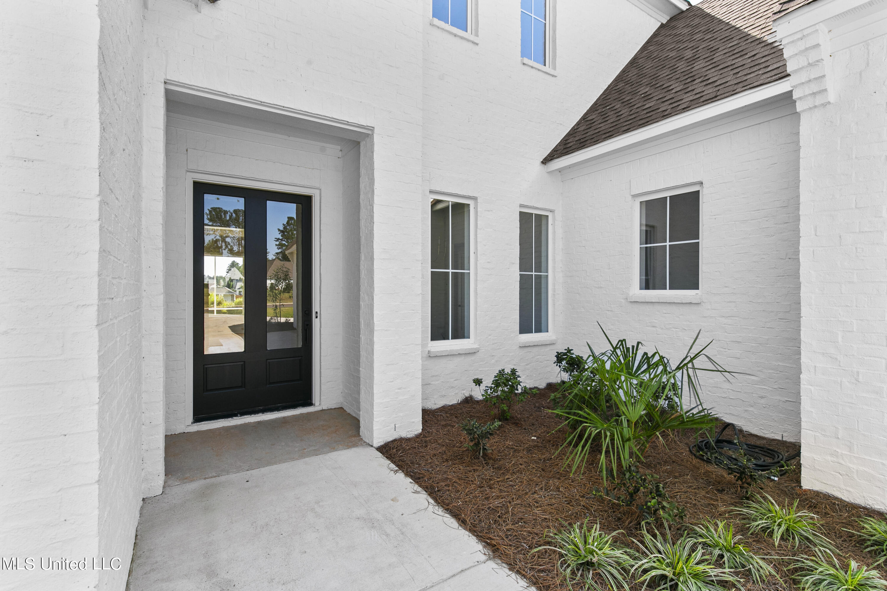 126 Herons Bay Circle Property Photo 4
