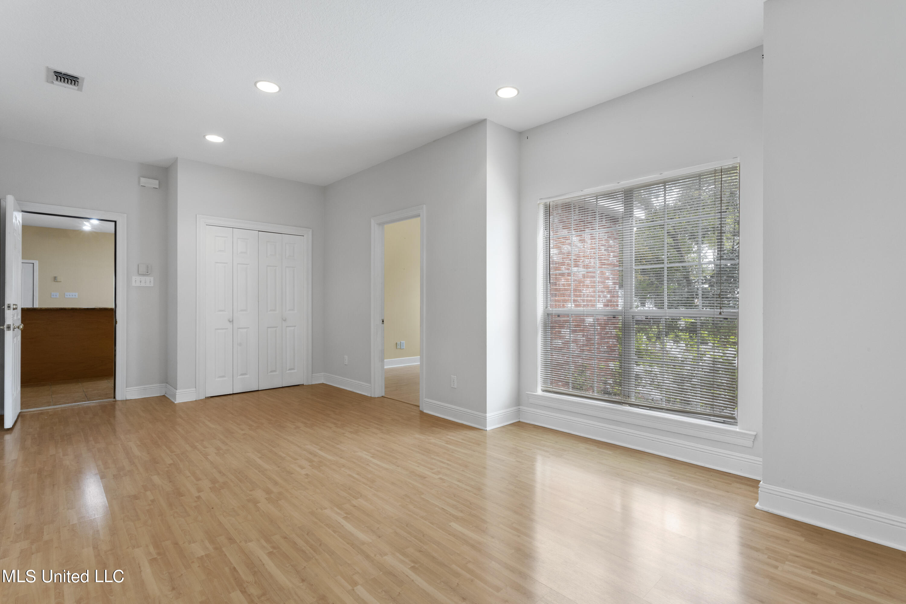 259 Holcomb Boulevard Property Photo 24