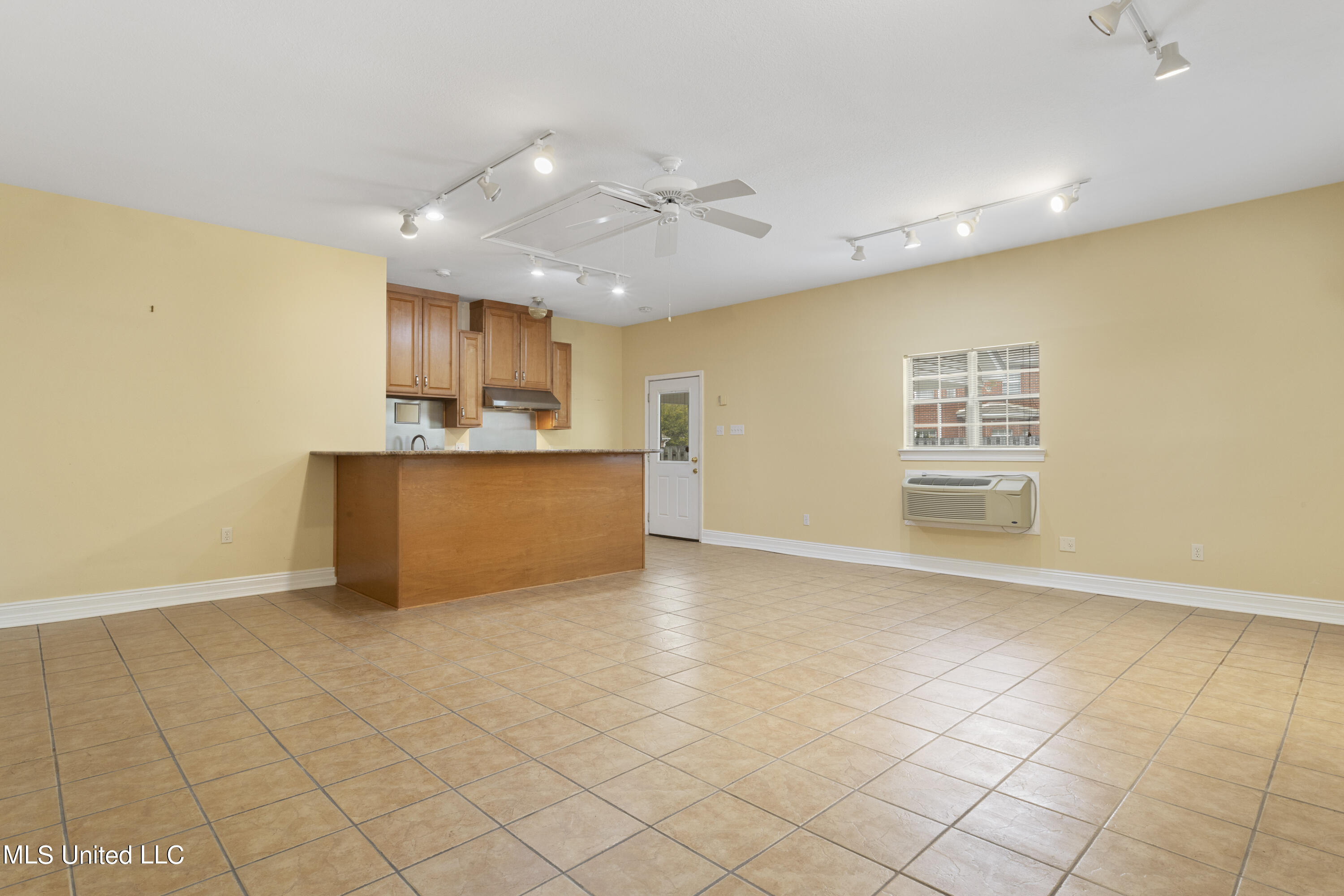 259 Holcomb Boulevard Property Photo 27
