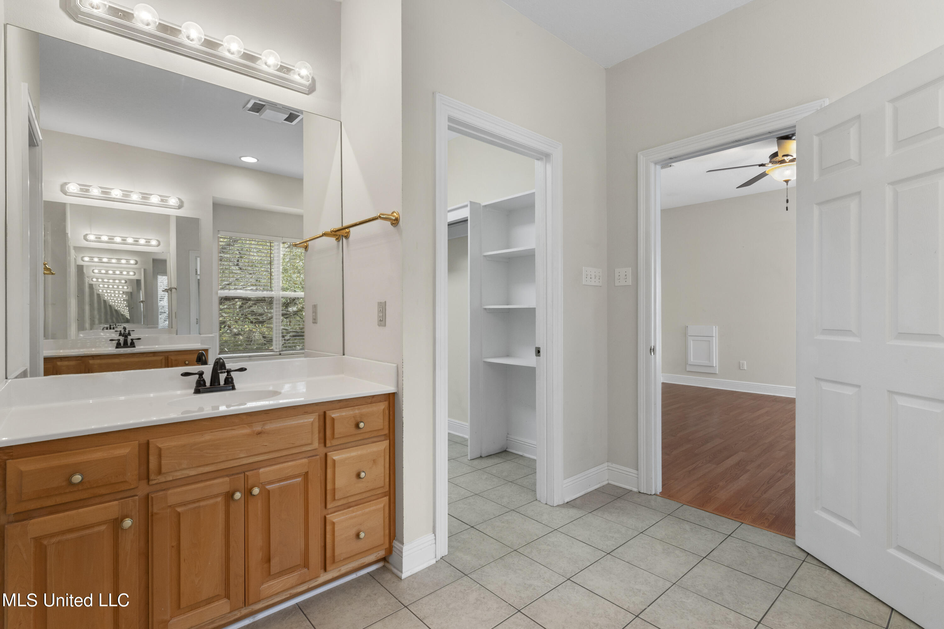 259 Holcomb Boulevard Property Photo 37