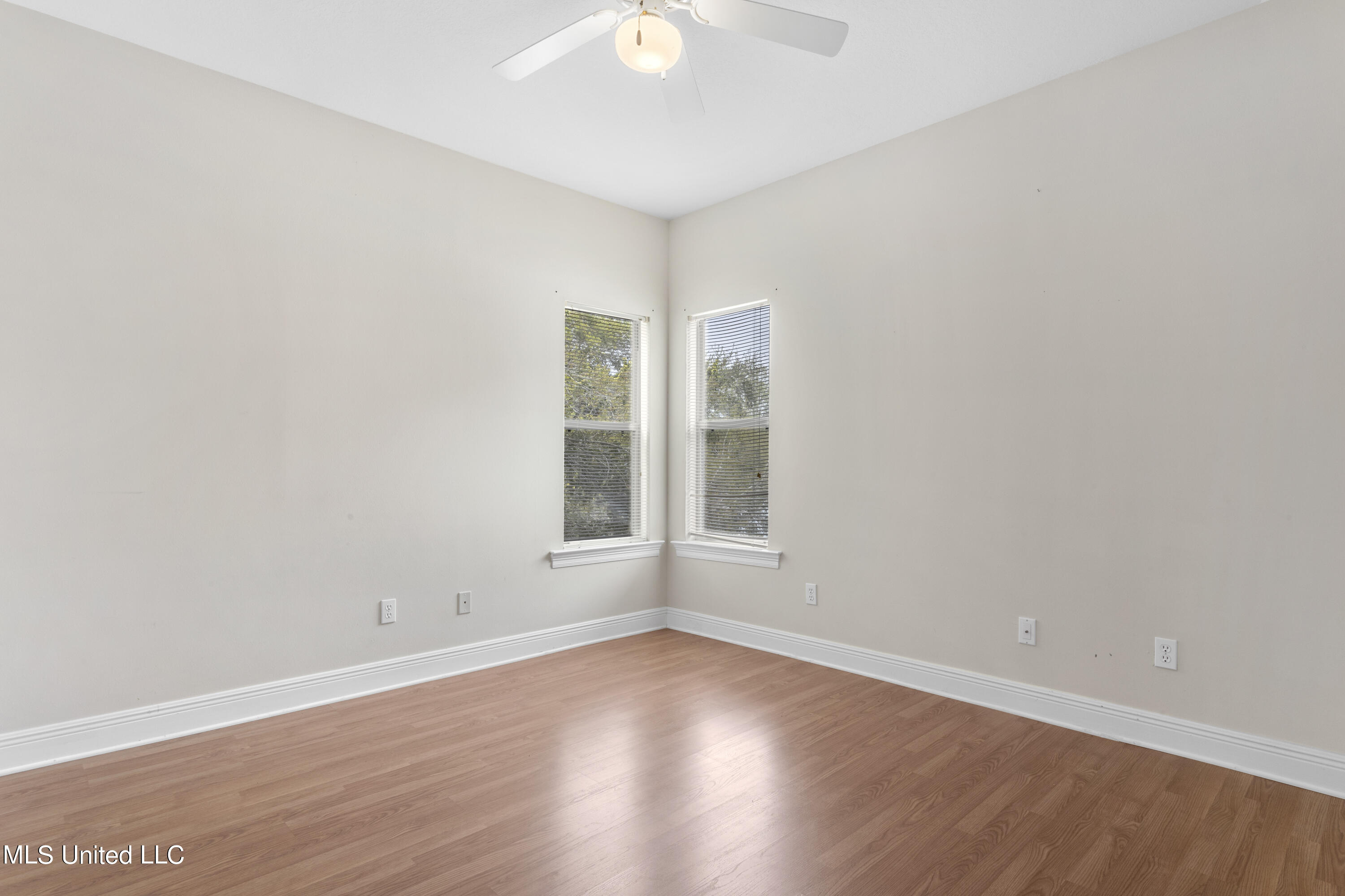 259 Holcomb Boulevard Property Photo 42