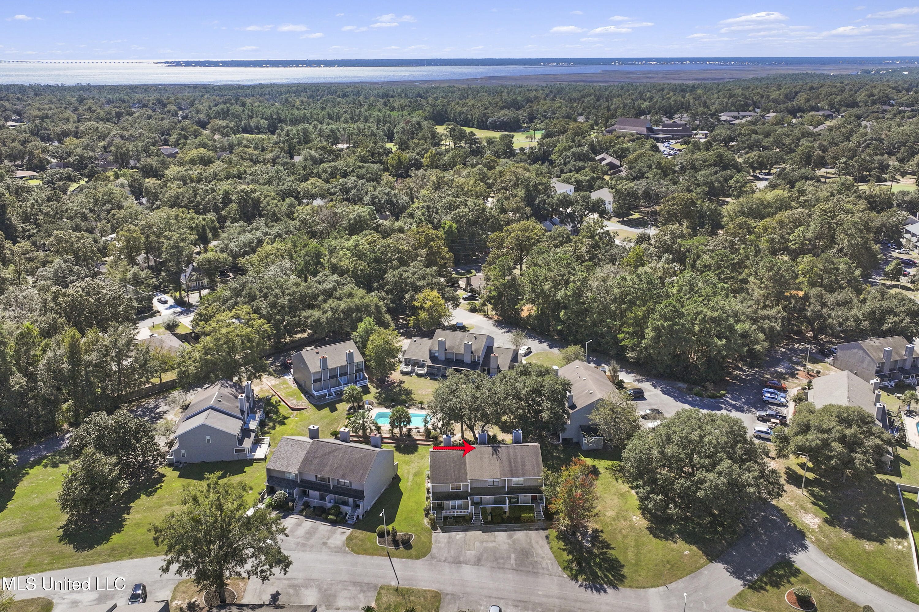 295 Highpoint Drive Property Photo 4
