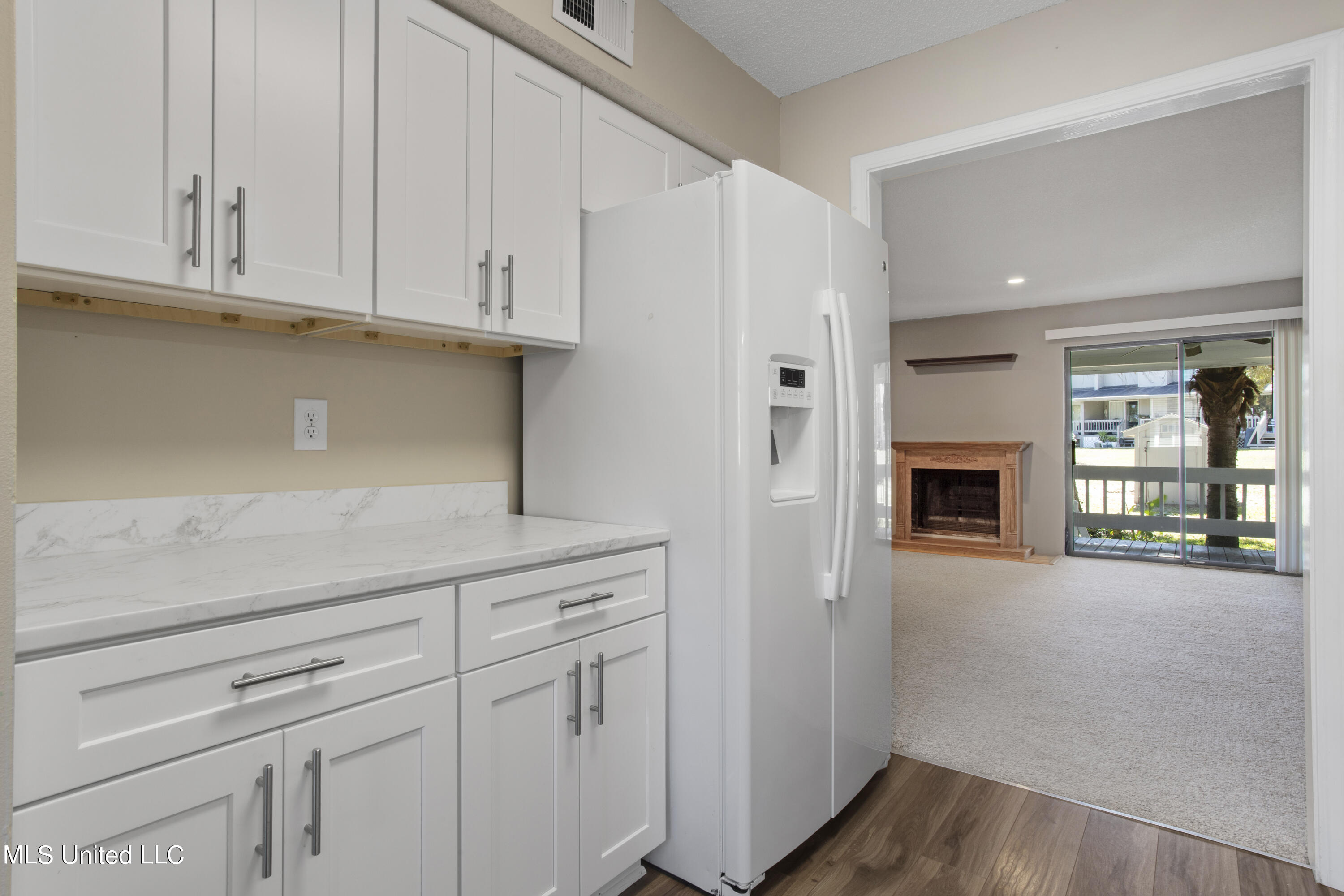295 Highpoint Drive Property Photo 16
