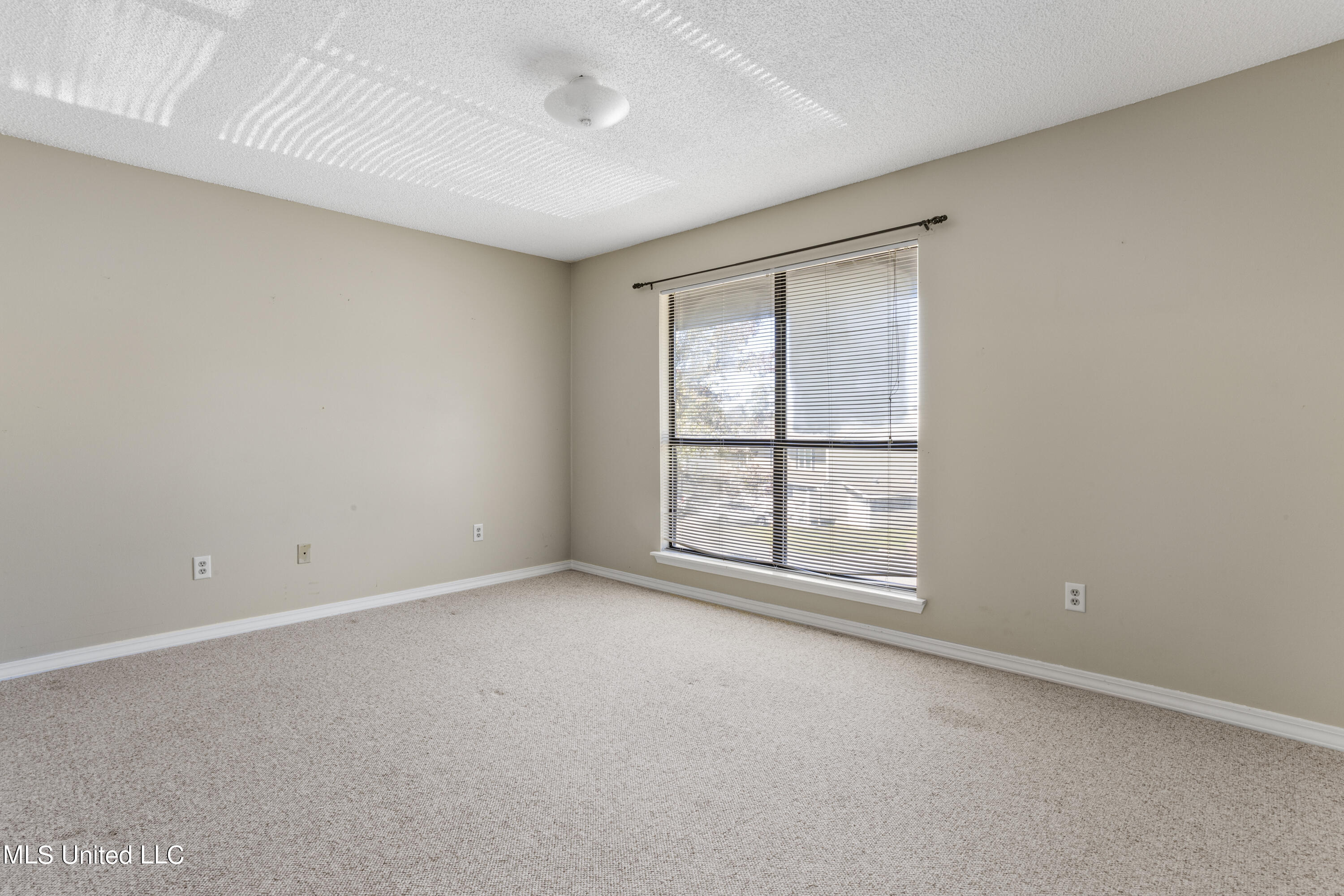 295 Highpoint Drive Property Photo 23