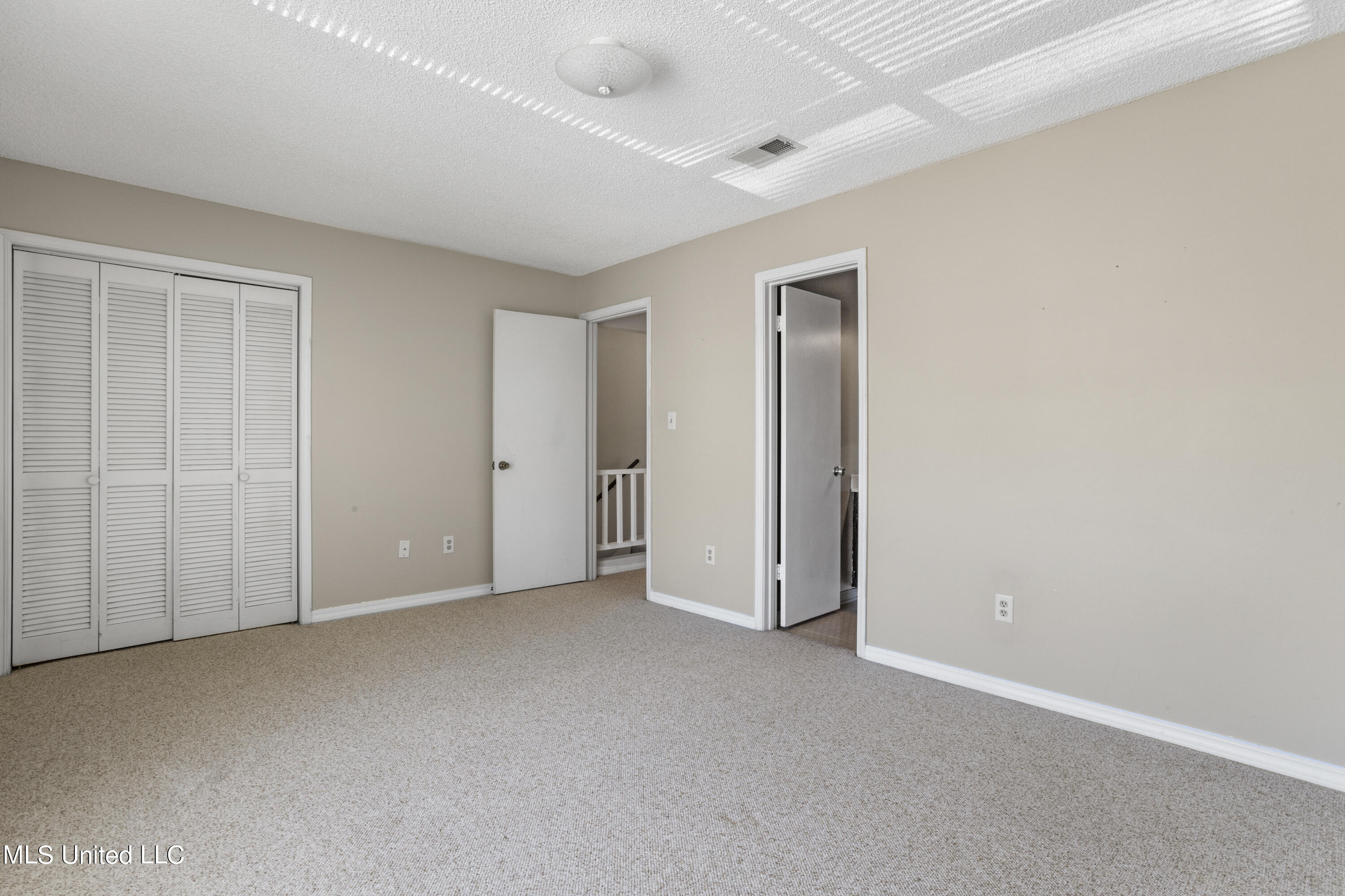 295 Highpoint Drive Property Photo 24