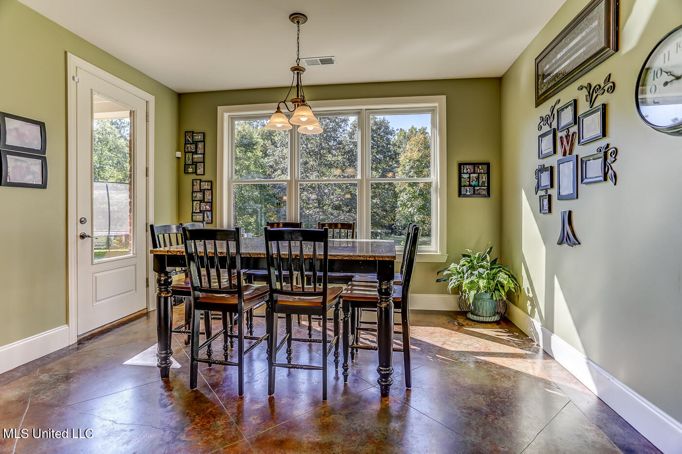 1351 Dorse Road Property Photo 14
