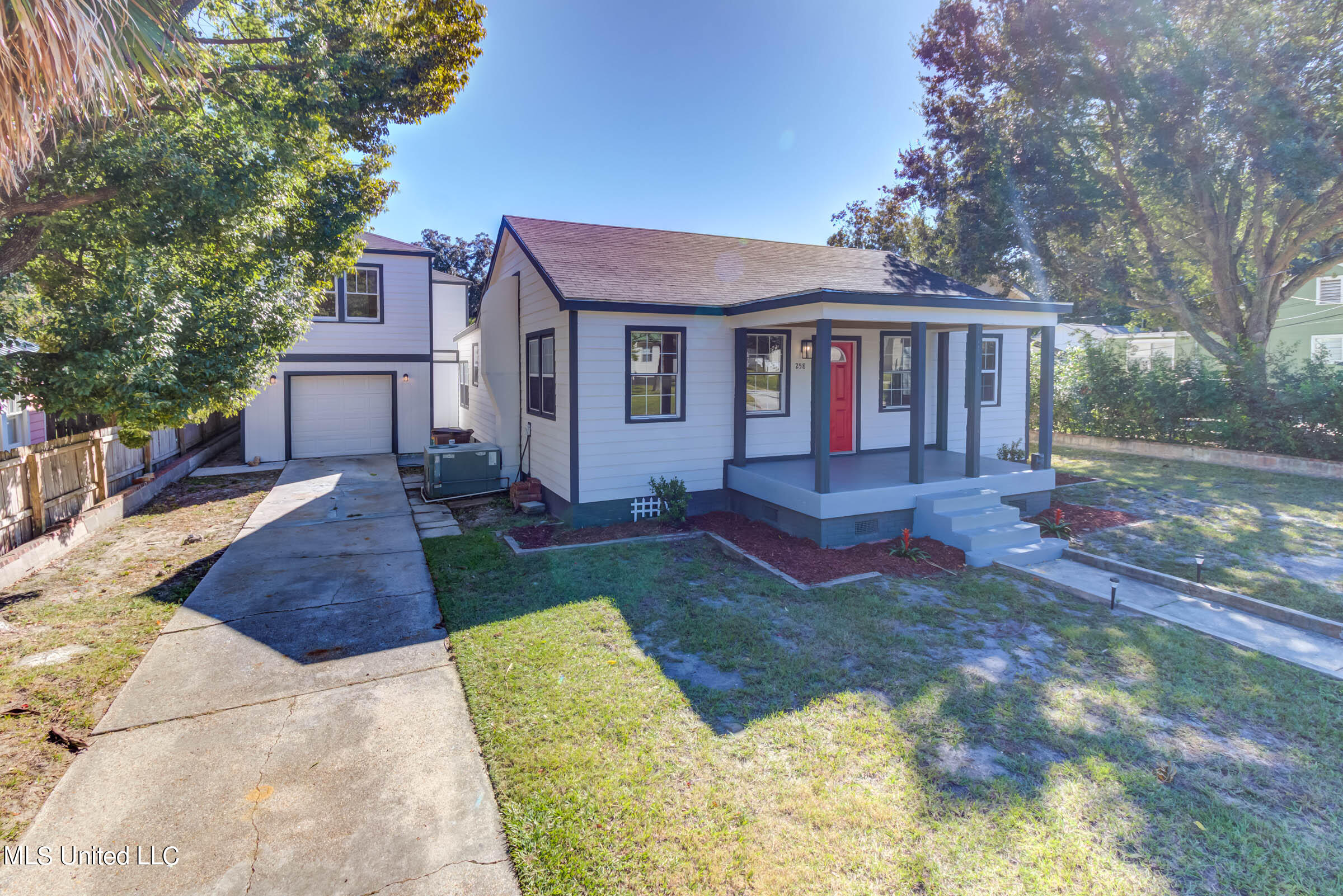 258 Porter Avenue Property Photo 1