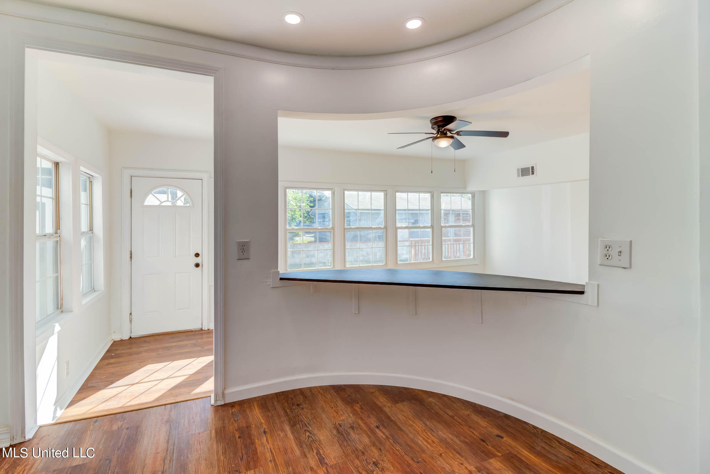 258 Porter Avenue Property Photo 20