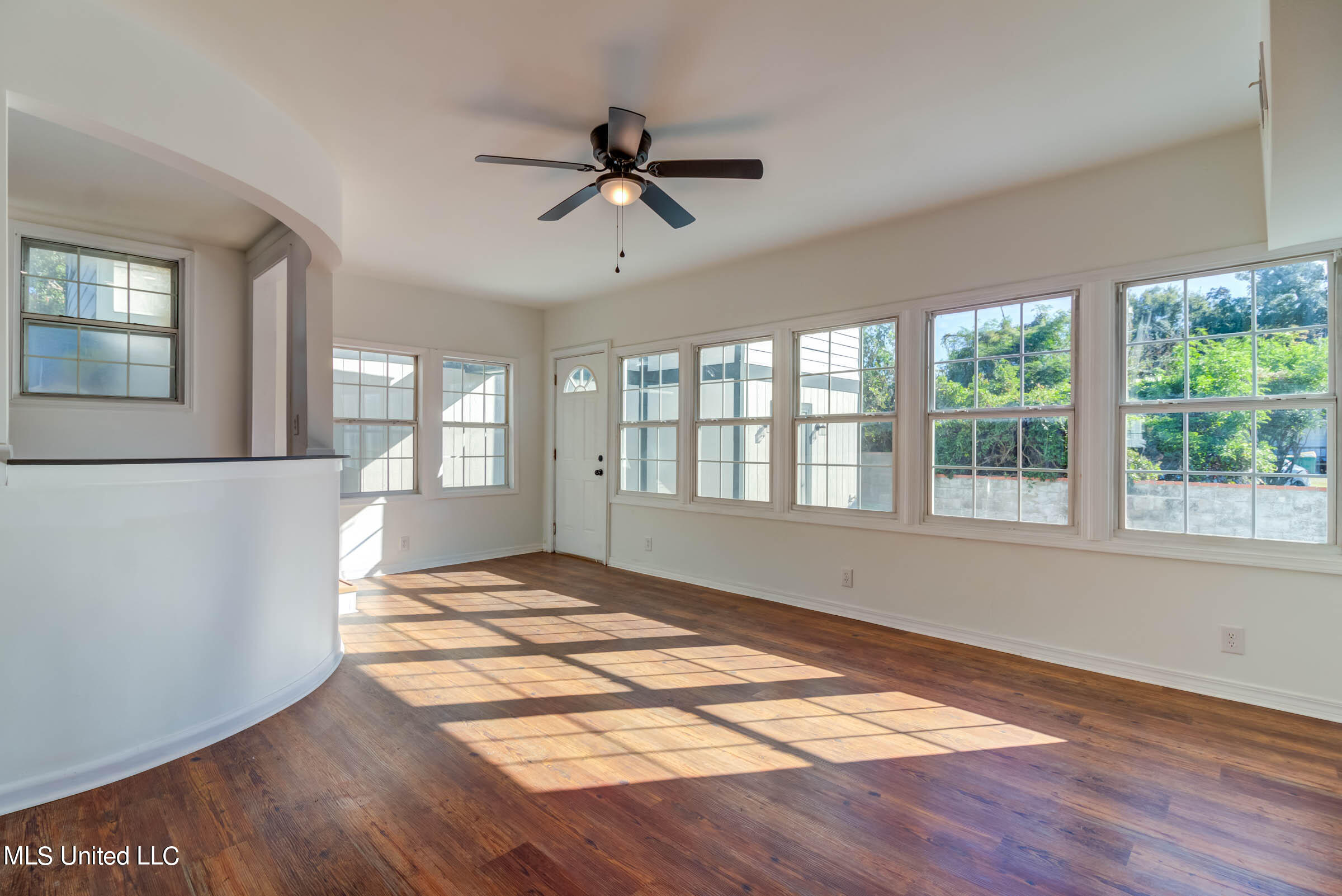 258 Porter Avenue Property Photo 22