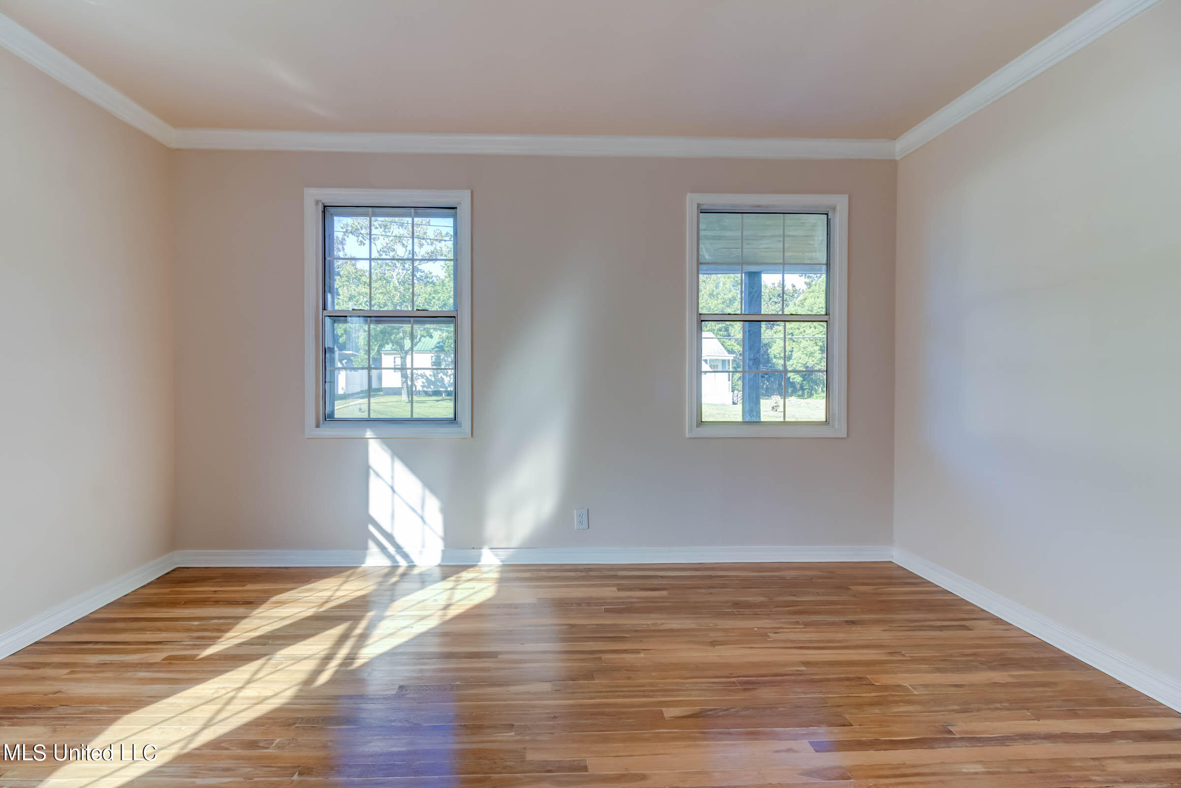 258 Porter Avenue Property Photo 24