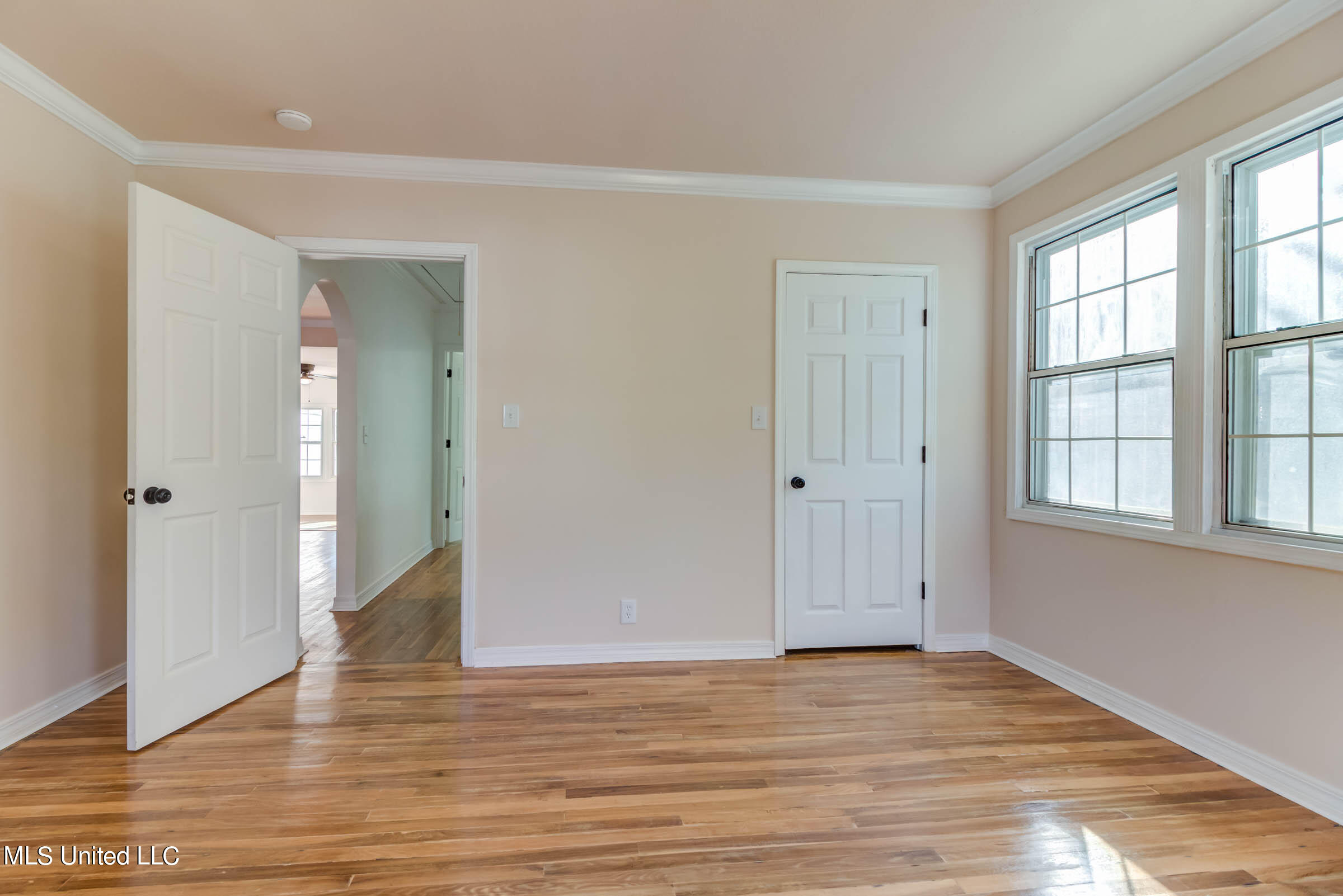 258 Porter Avenue Property Photo 26