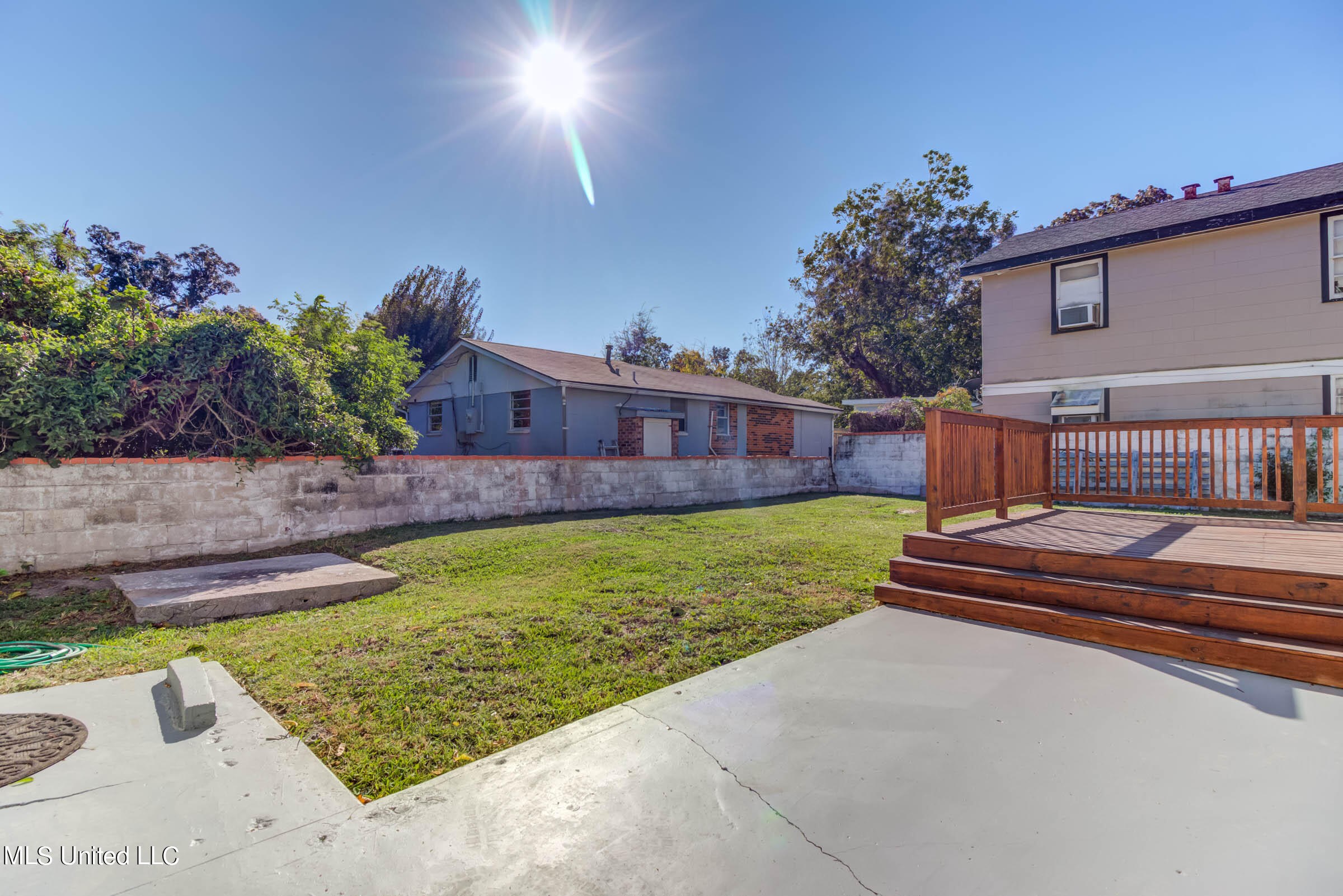 258 Porter Avenue Property Photo 35