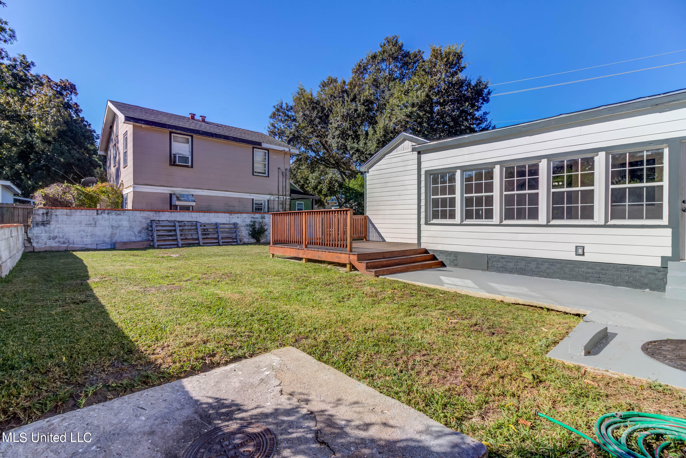 258 Porter Avenue Property Photo 36