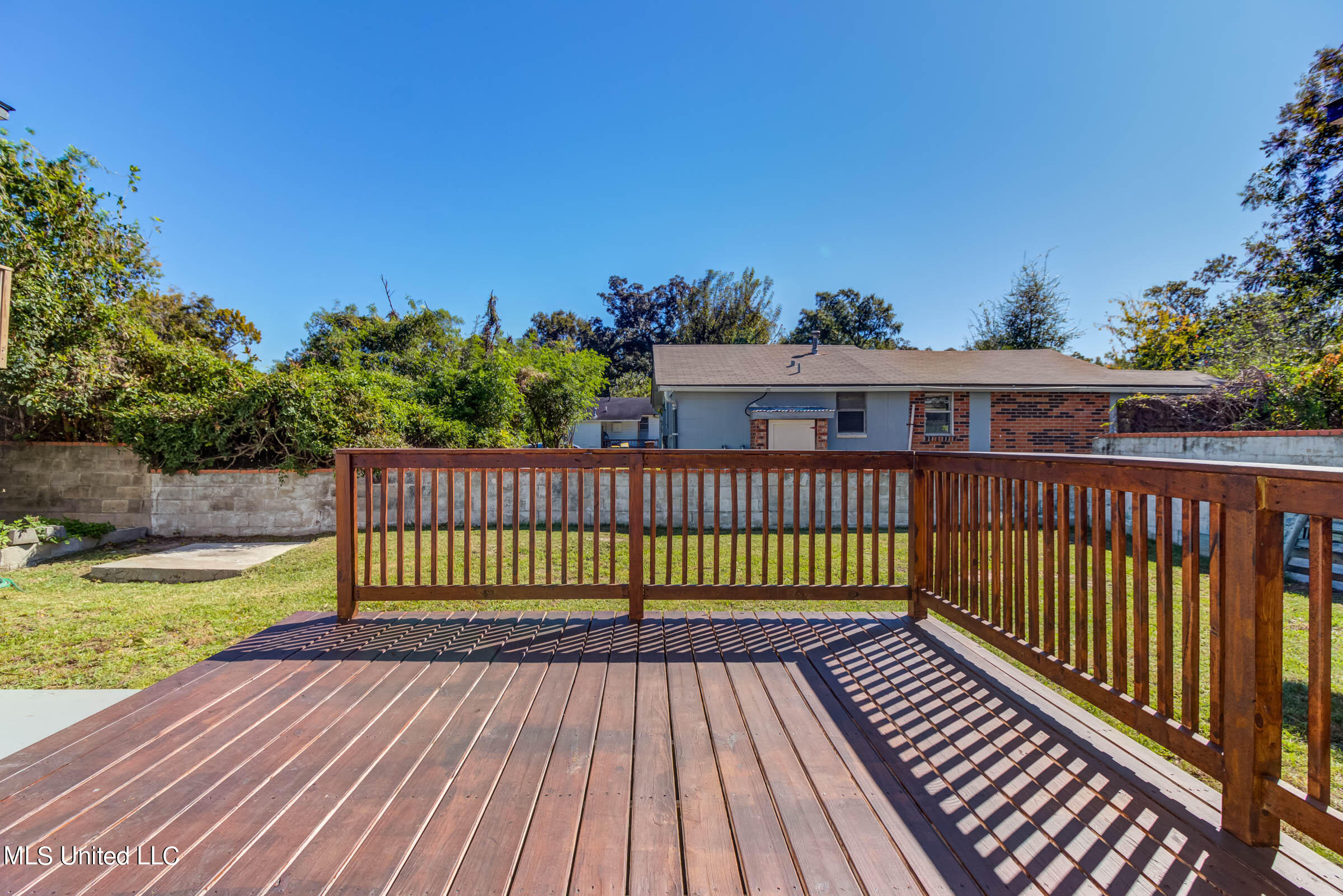 258 Porter Avenue Property Photo 58