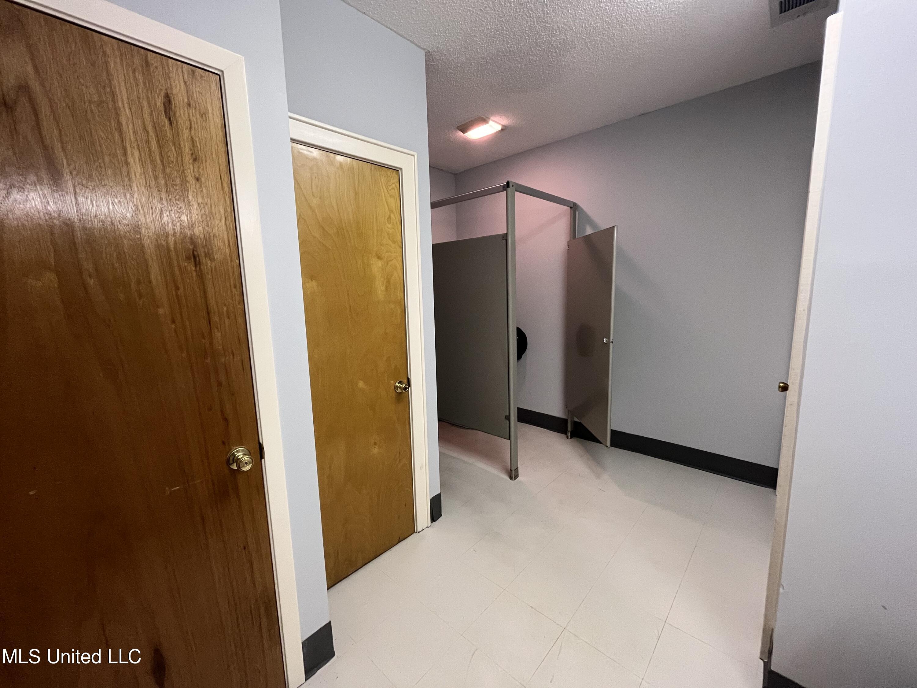 154 Dixie Drive Property Photo 18