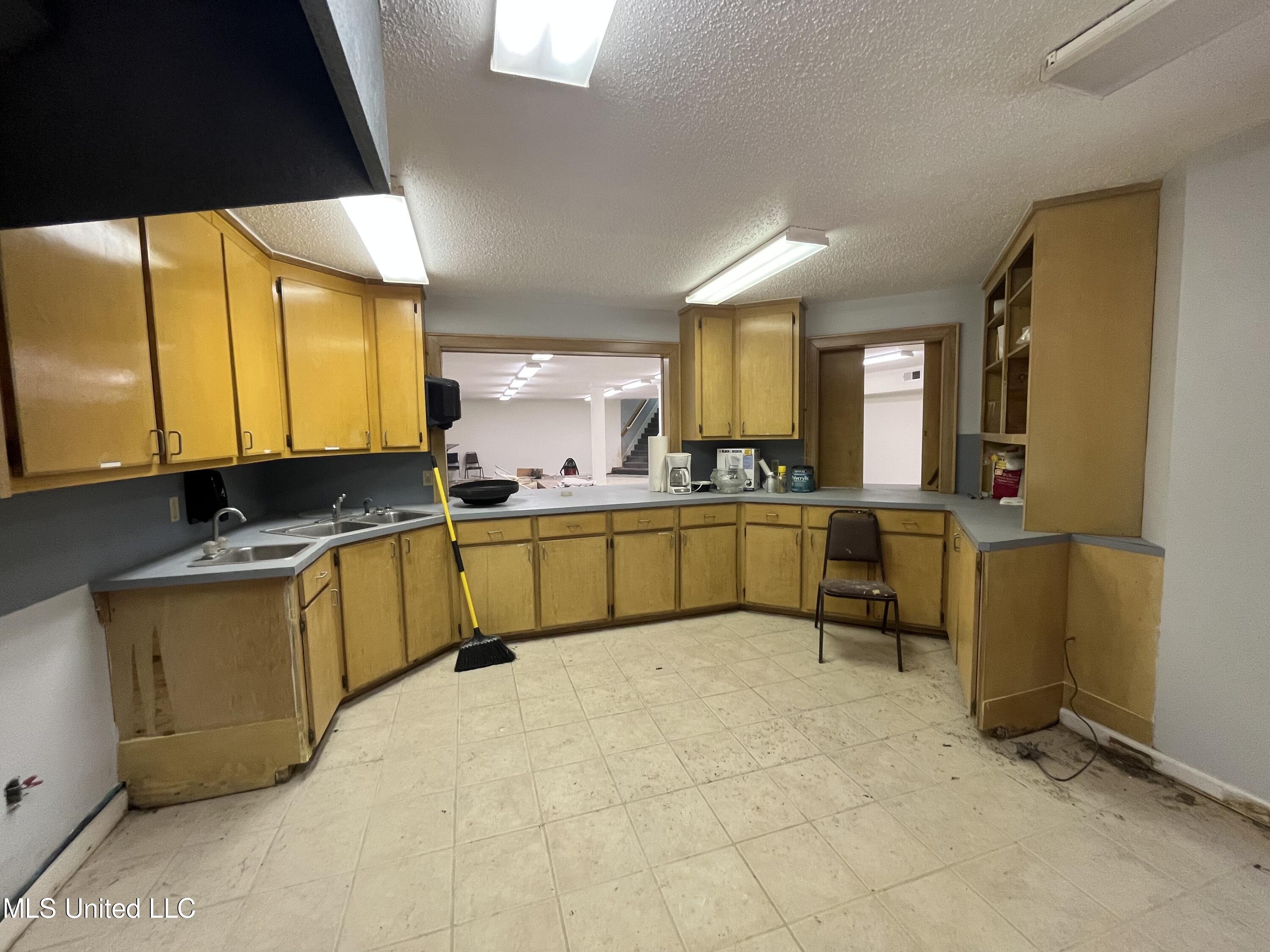 154 Dixie Drive Property Photo 28