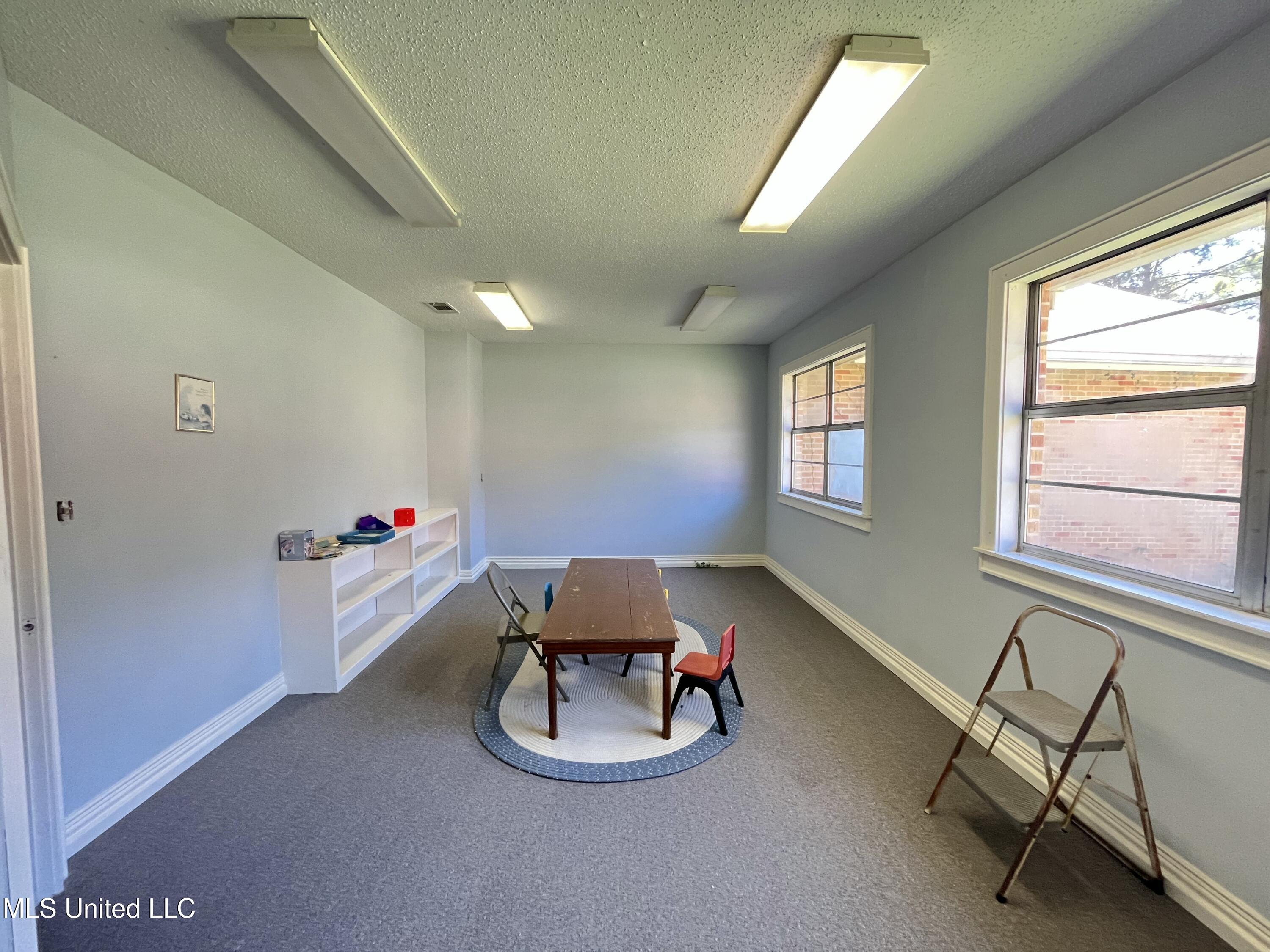 154 Dixie Drive Property Photo 39