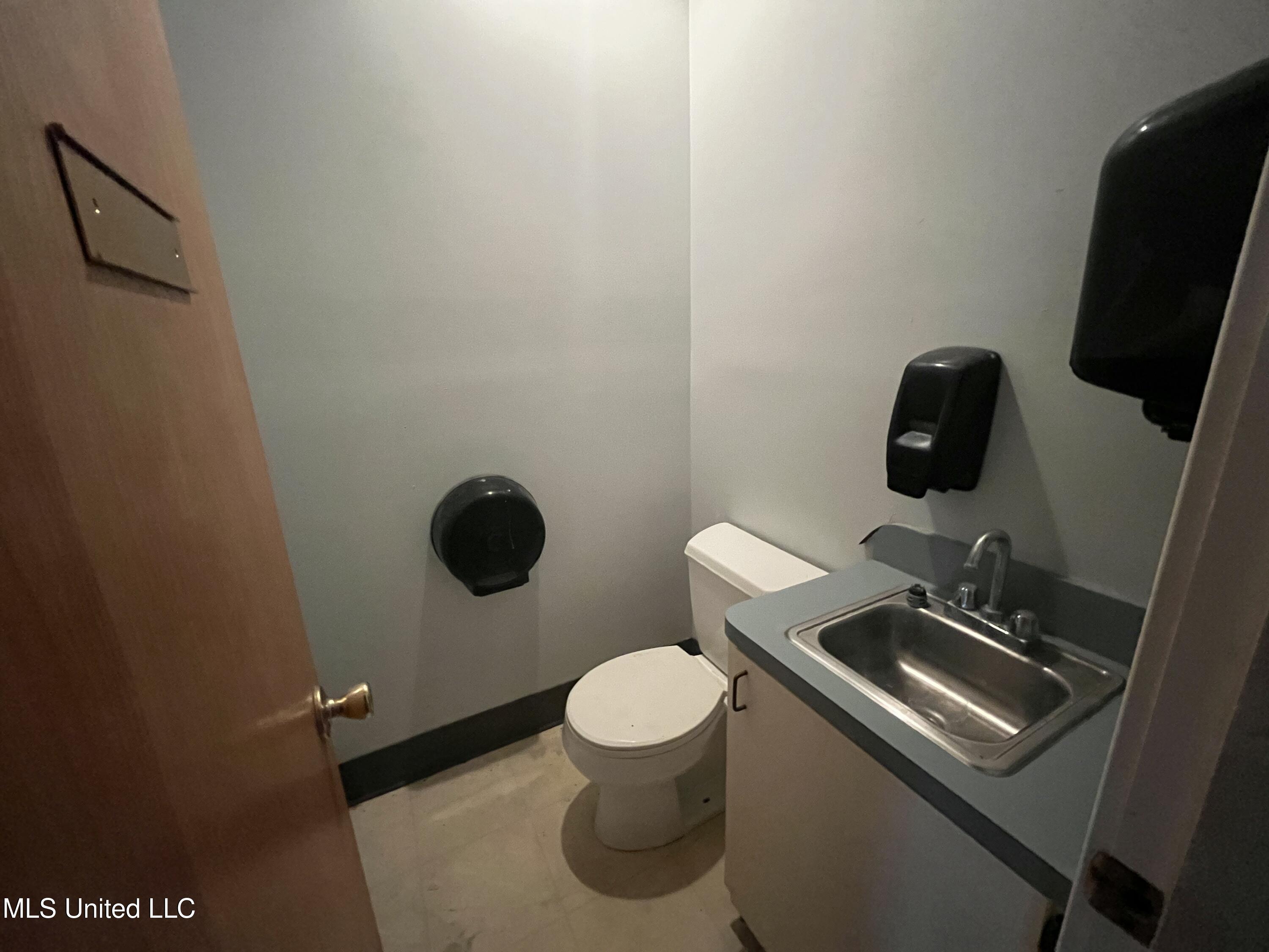 154 Dixie Drive Property Photo 44