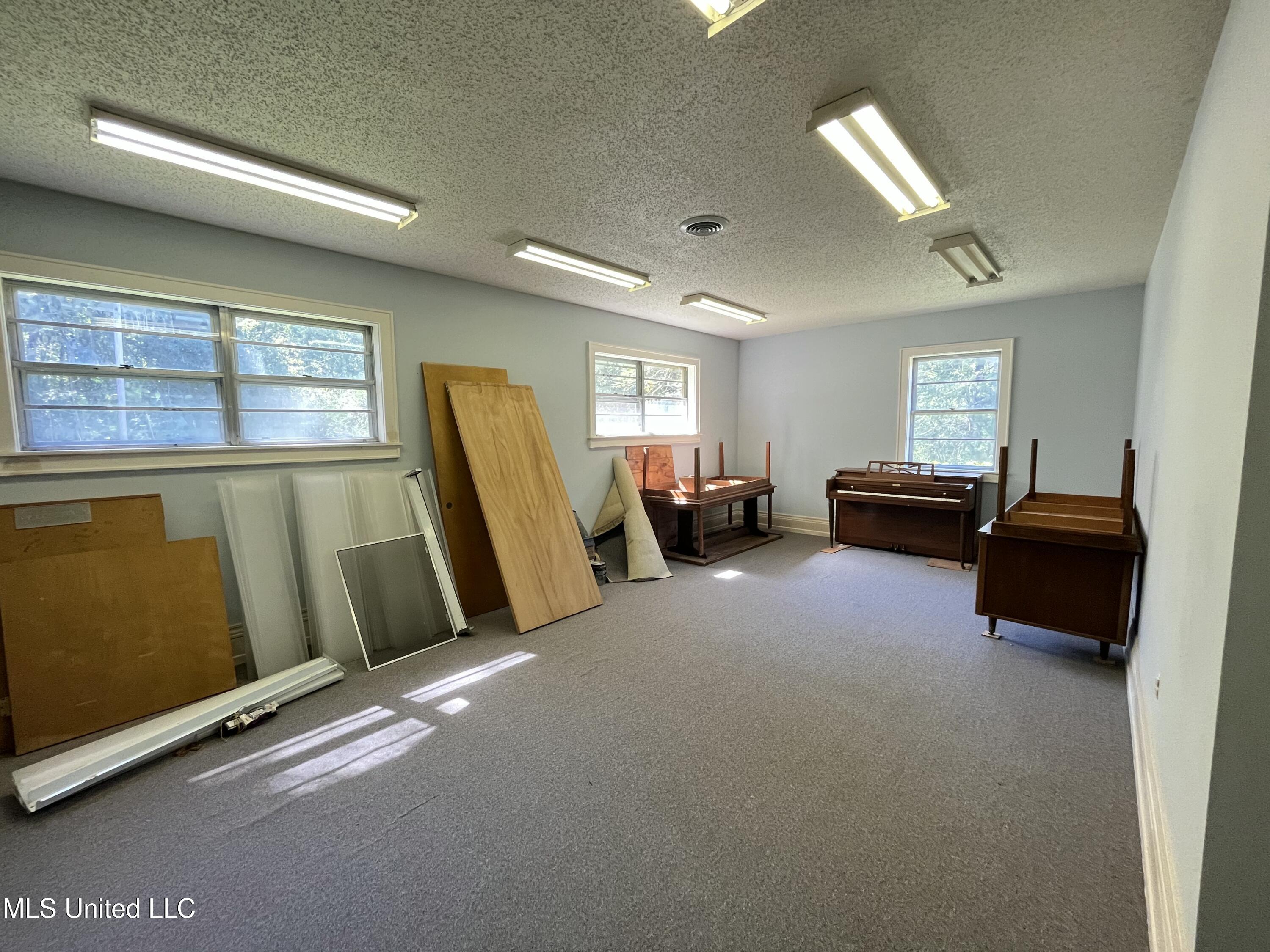154 Dixie Drive Property Photo 46