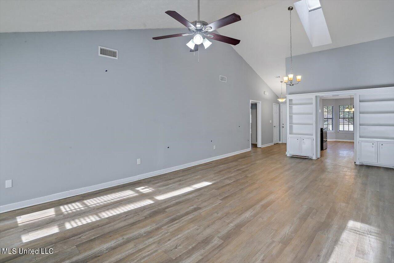 8 Ridgeway Place Property Photo 3
