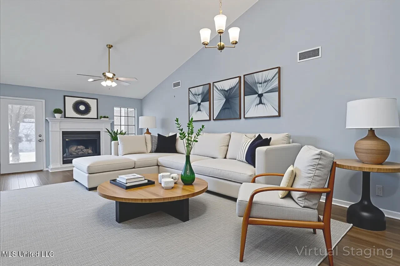 8 Ridgeway Place Property Photo 4