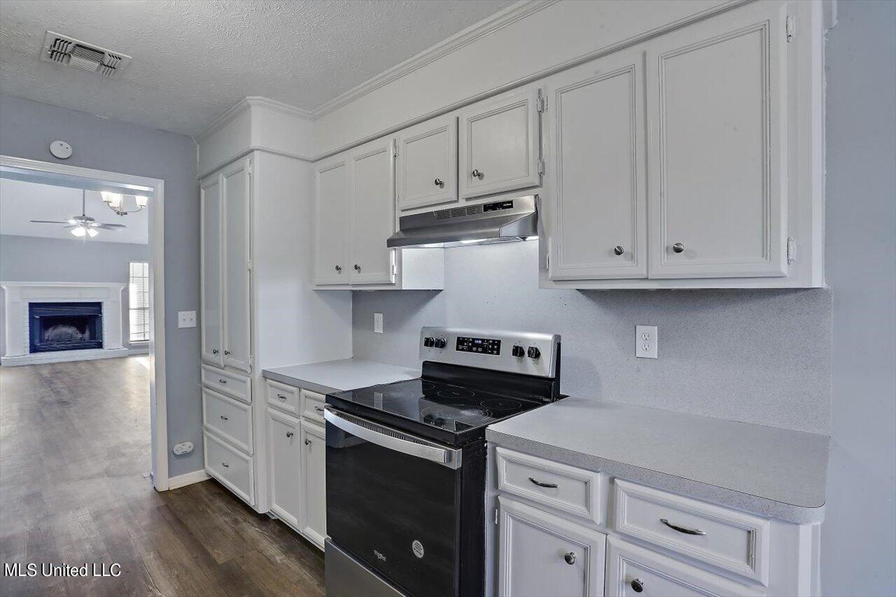 8 Ridgeway Place Property Photo 15