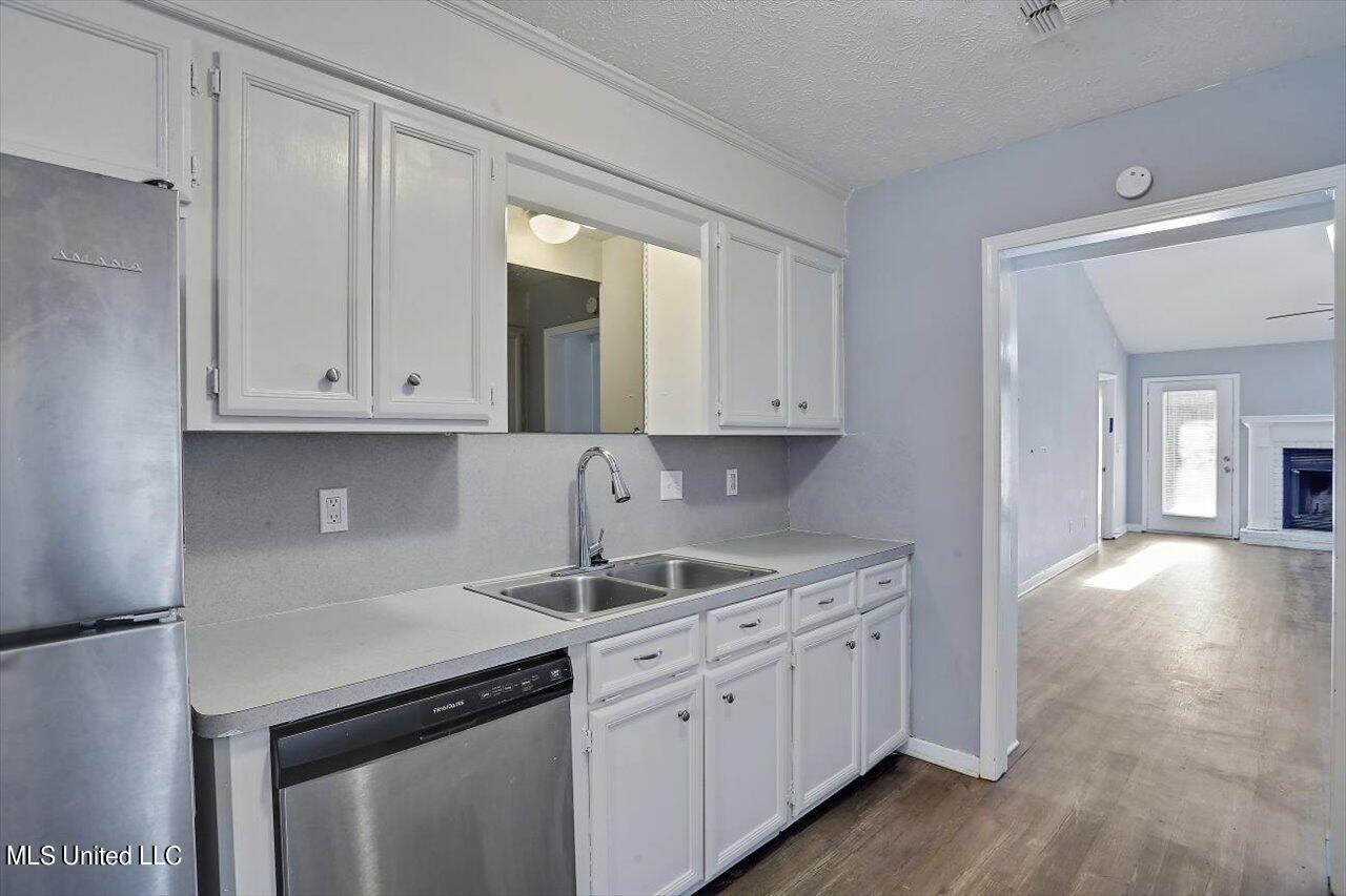 8 Ridgeway Place Property Photo 16
