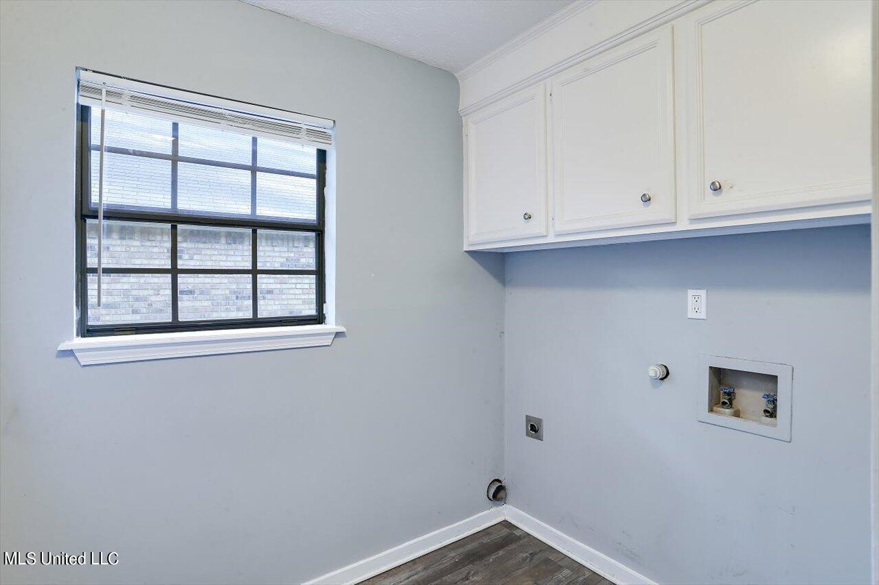 8 Ridgeway Place Property Photo 22