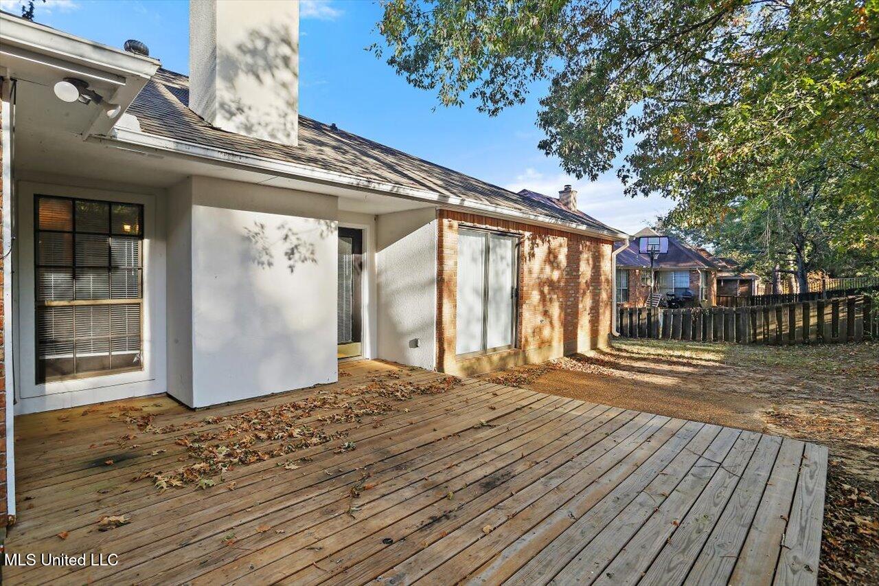 8 Ridgeway Place Property Photo 28