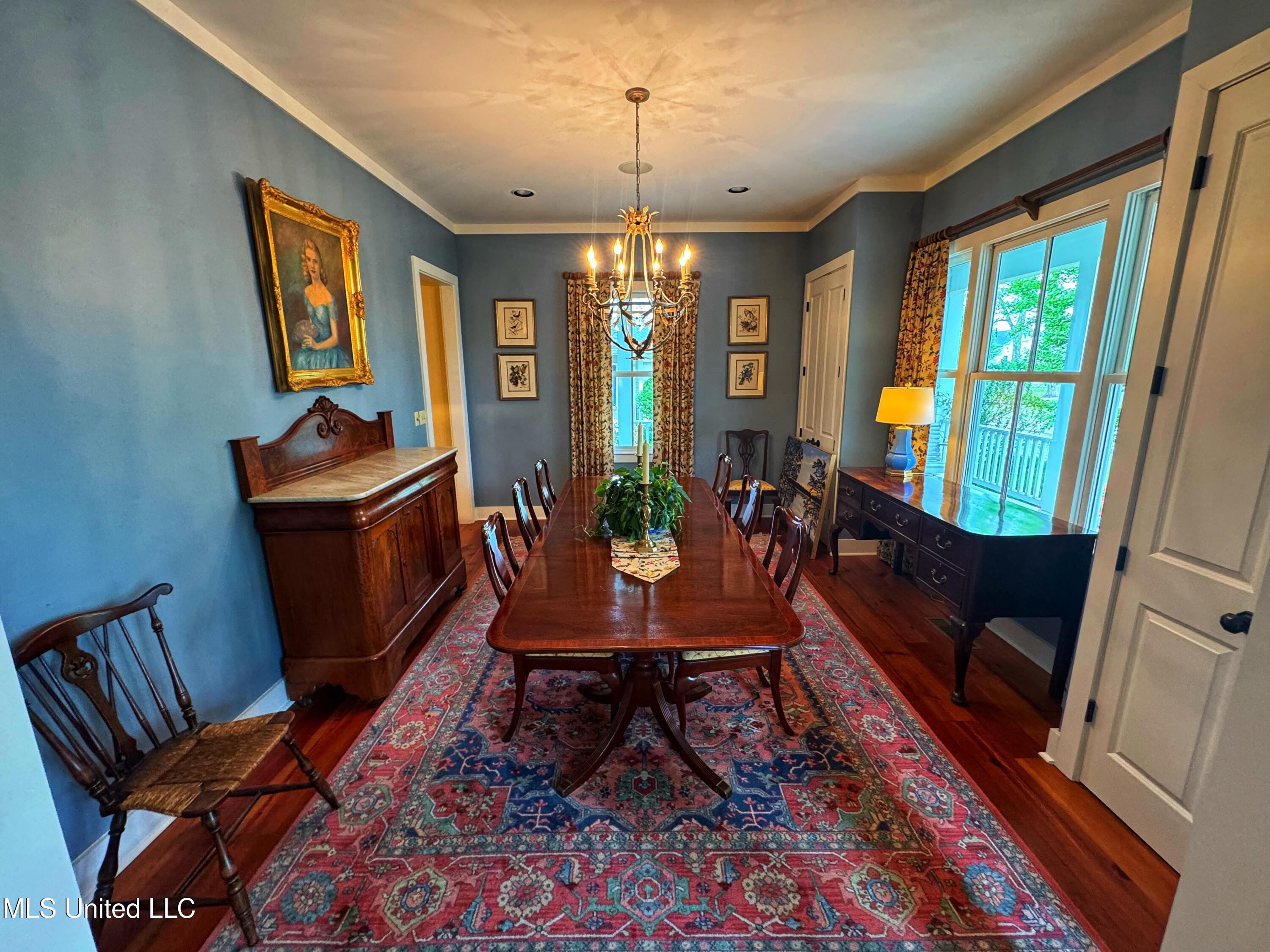 16 Parker Landing Property Photo 4