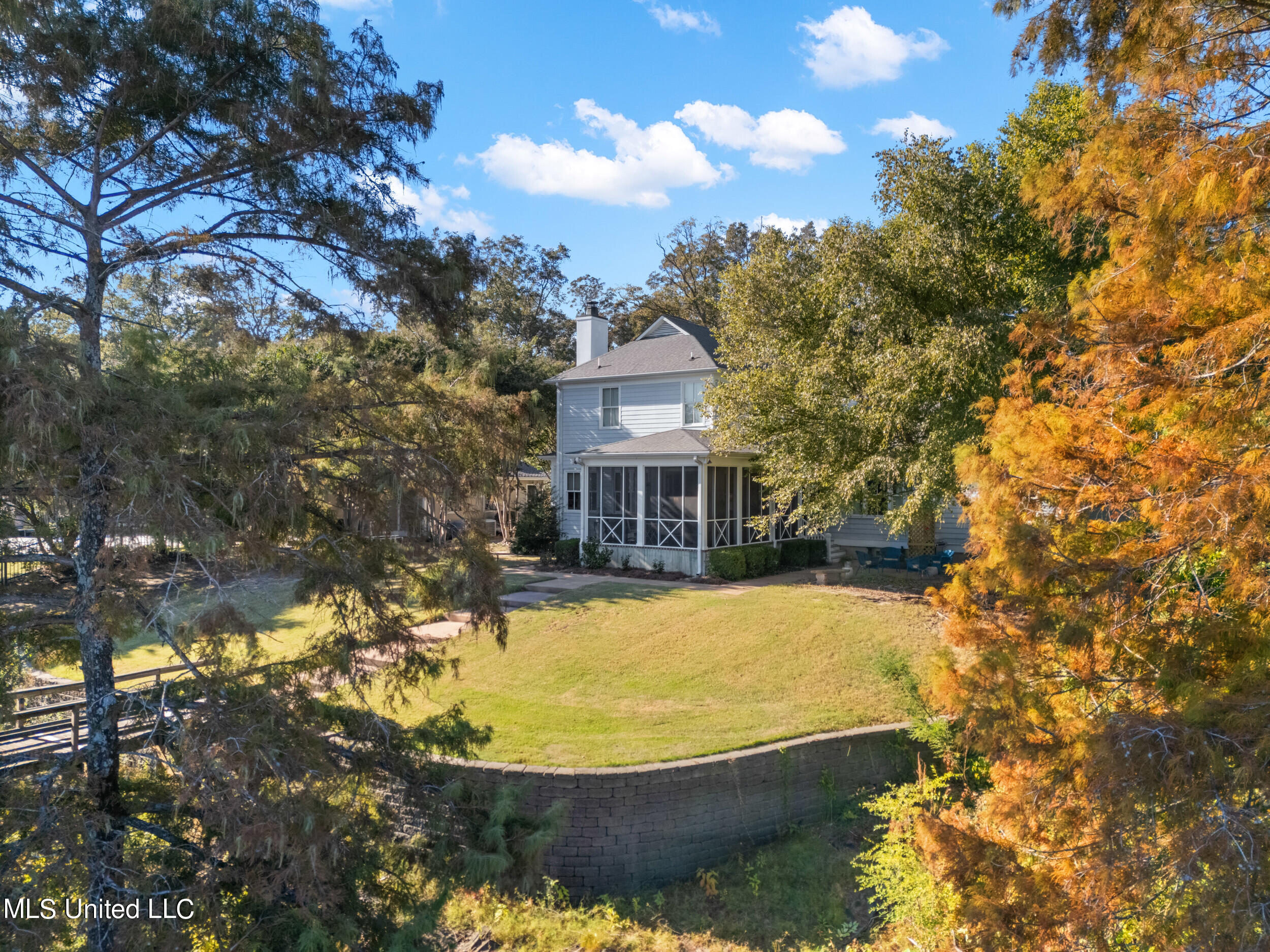 16 Parker Landing Property Photo 13