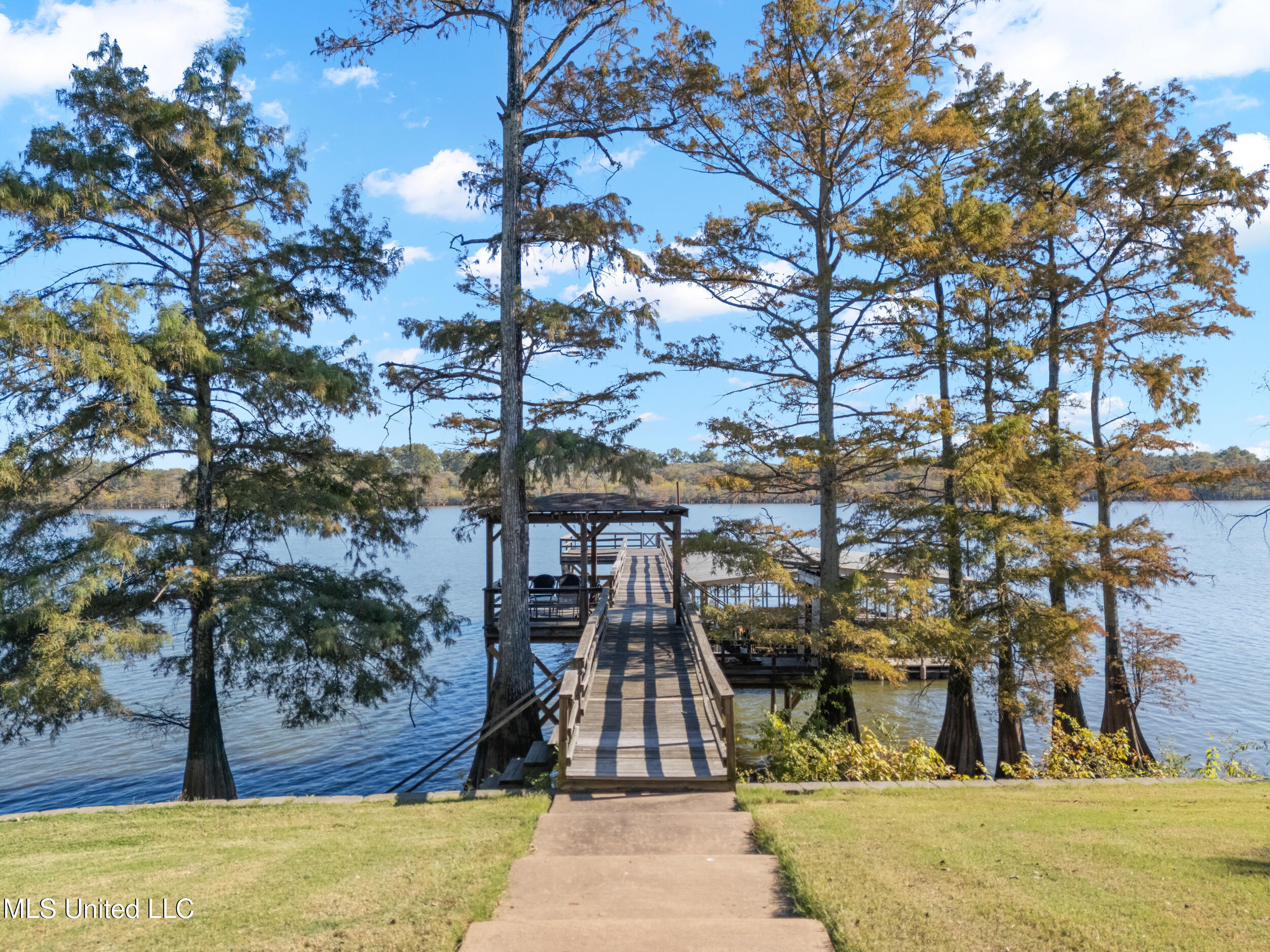 16 Parker Landing Property Photo 23