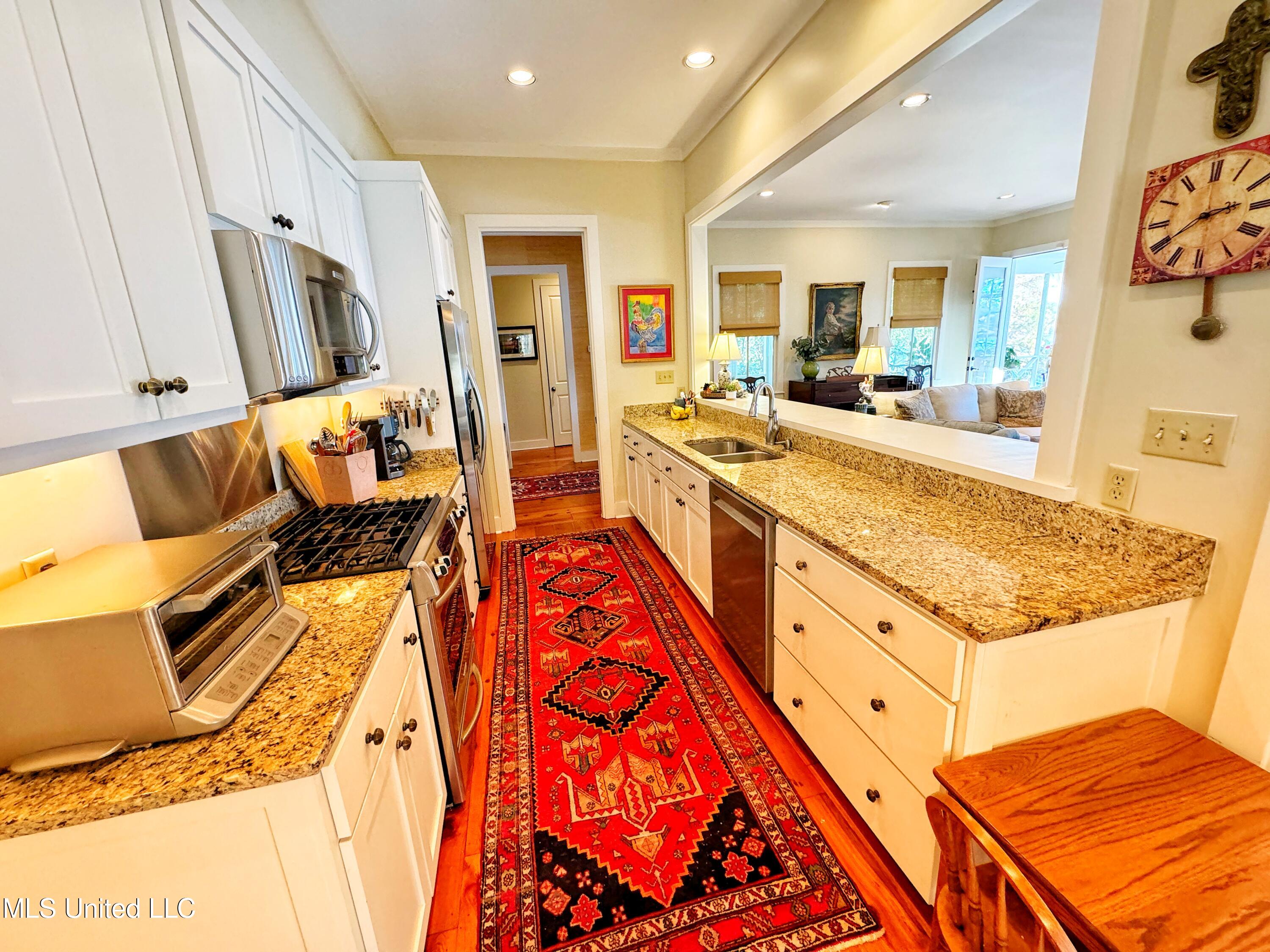 16 Parker Landing Property Photo 25