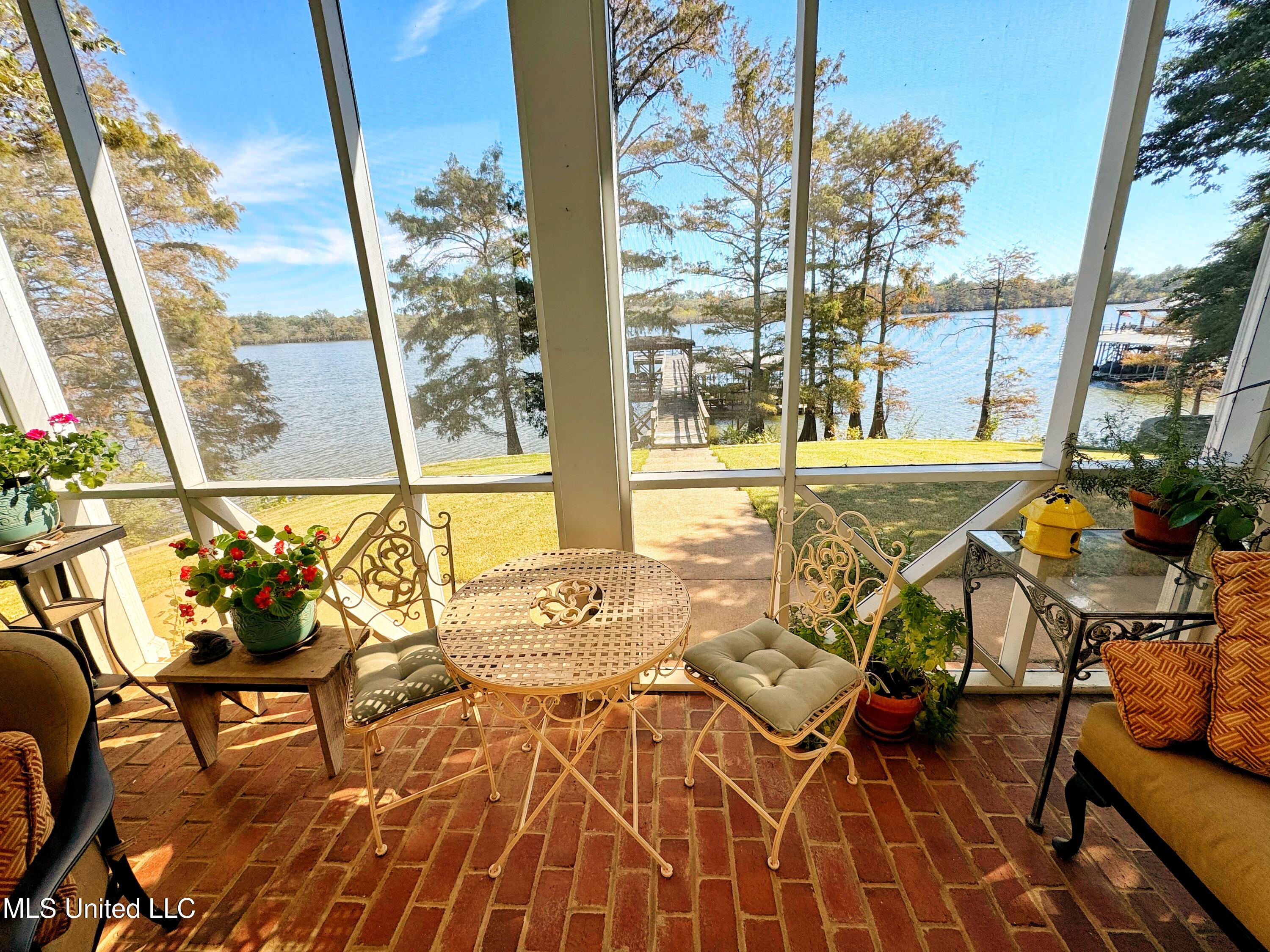 16 Parker Landing Property Photo 49