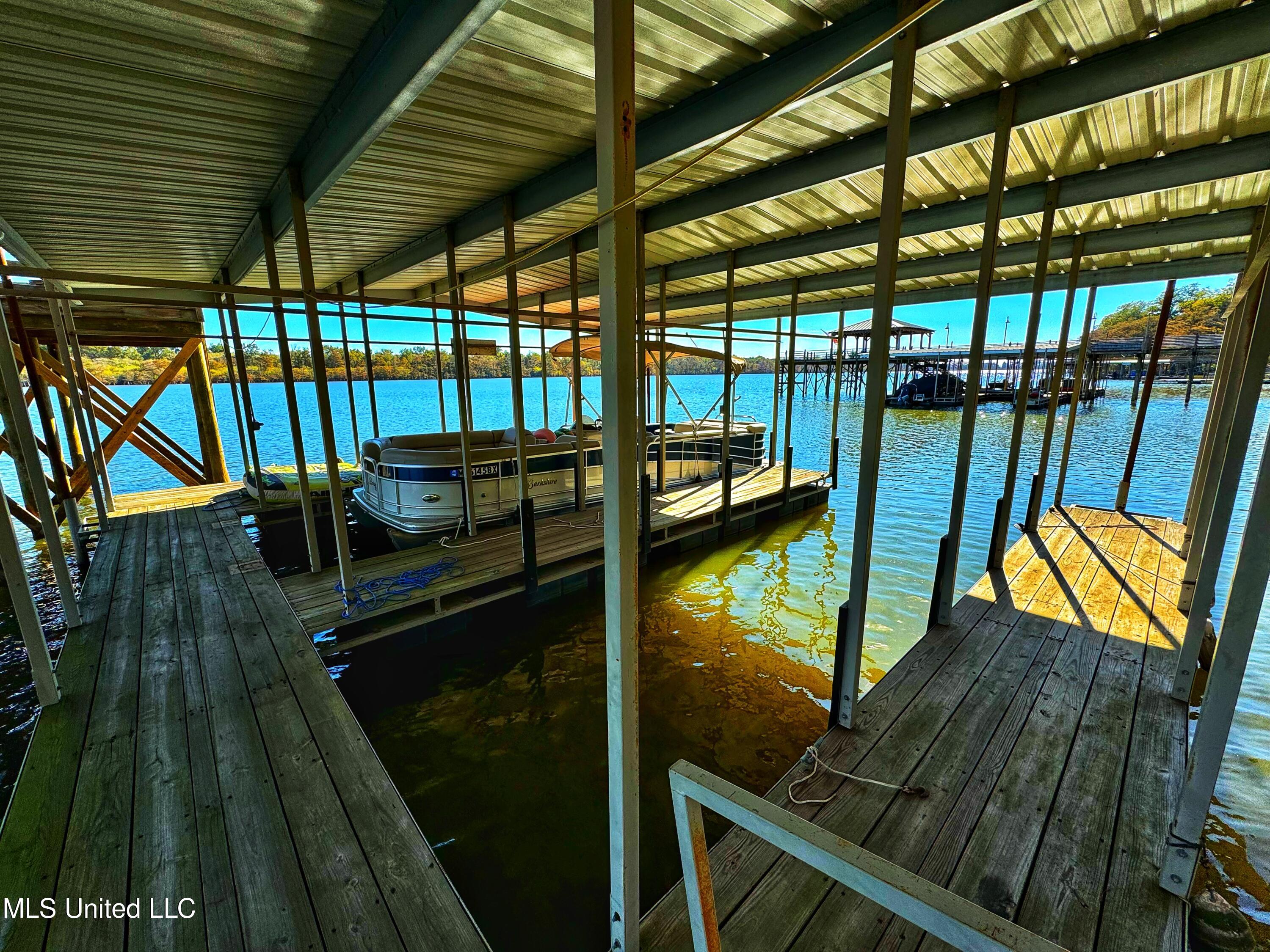16 Parker Landing Property Photo 59