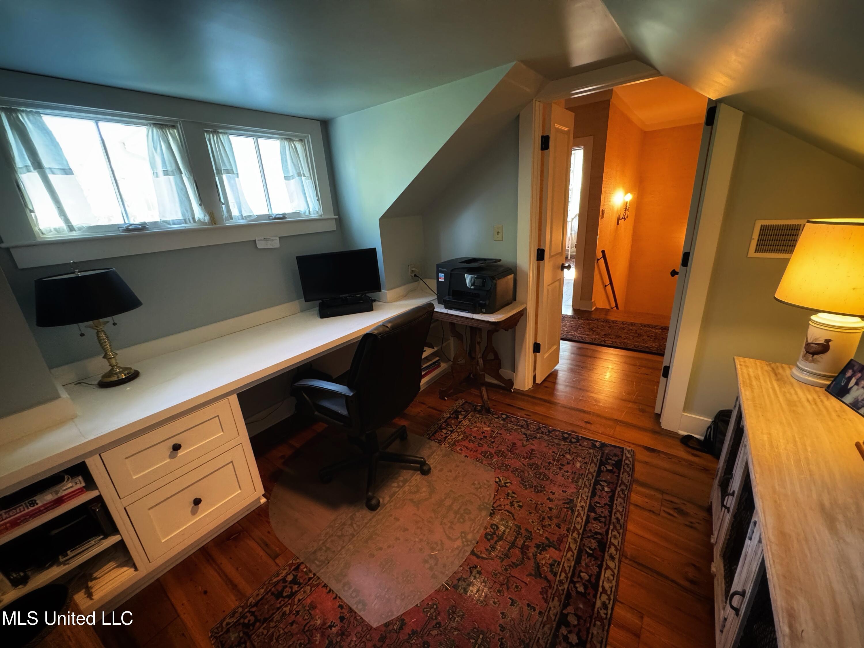 16 Parker Landing Property Photo 74