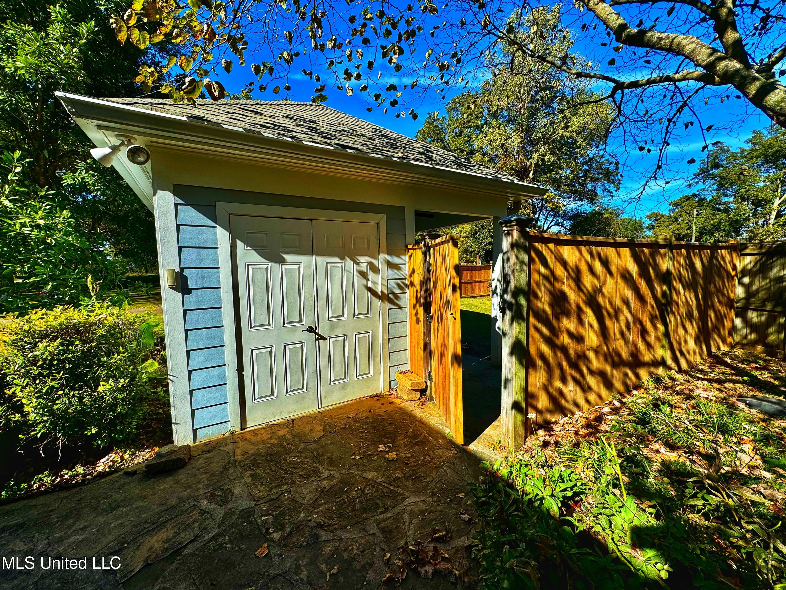 16 Parker Landing Property Photo 88