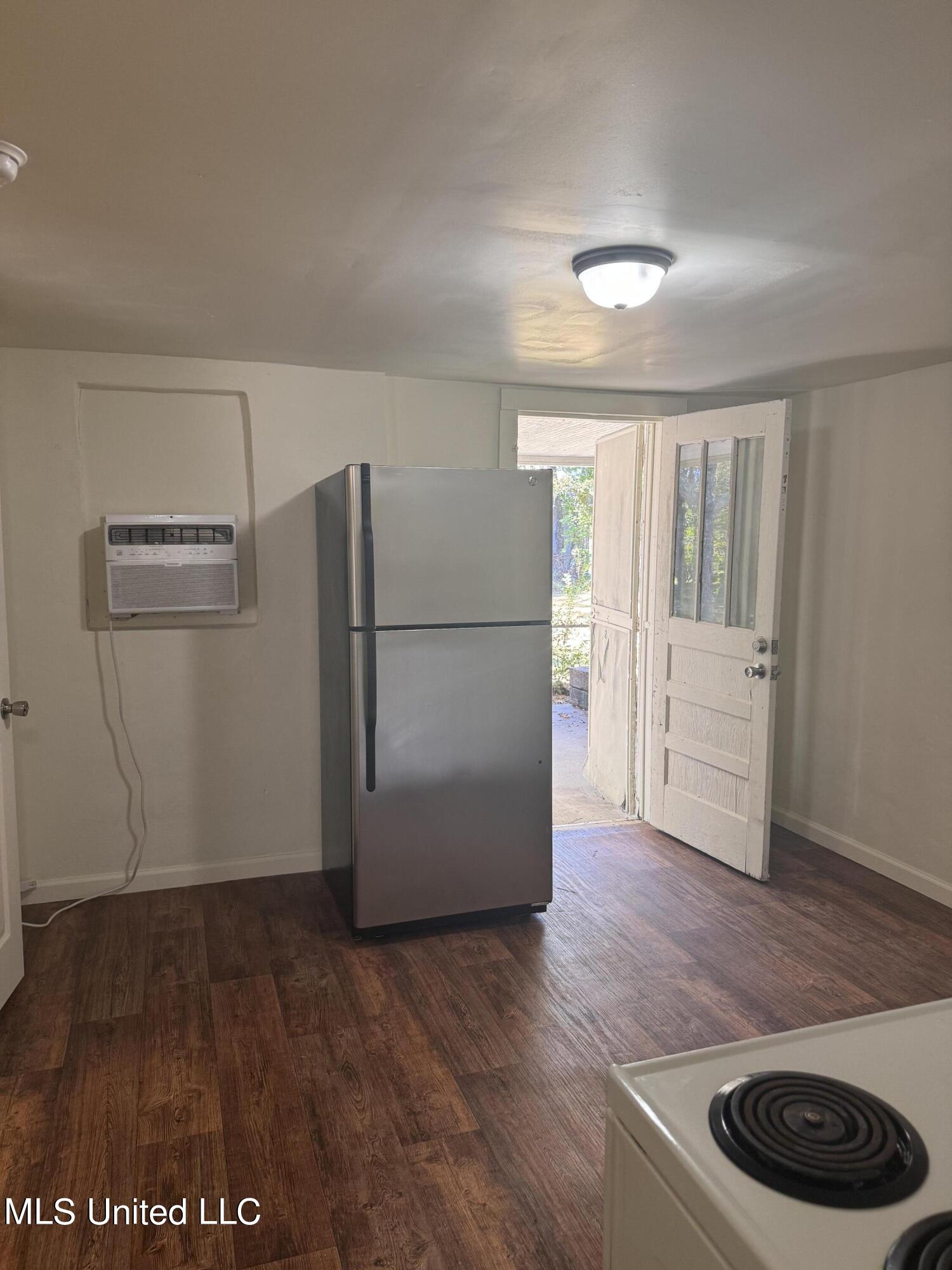 2209 34th Street Property Photo 14