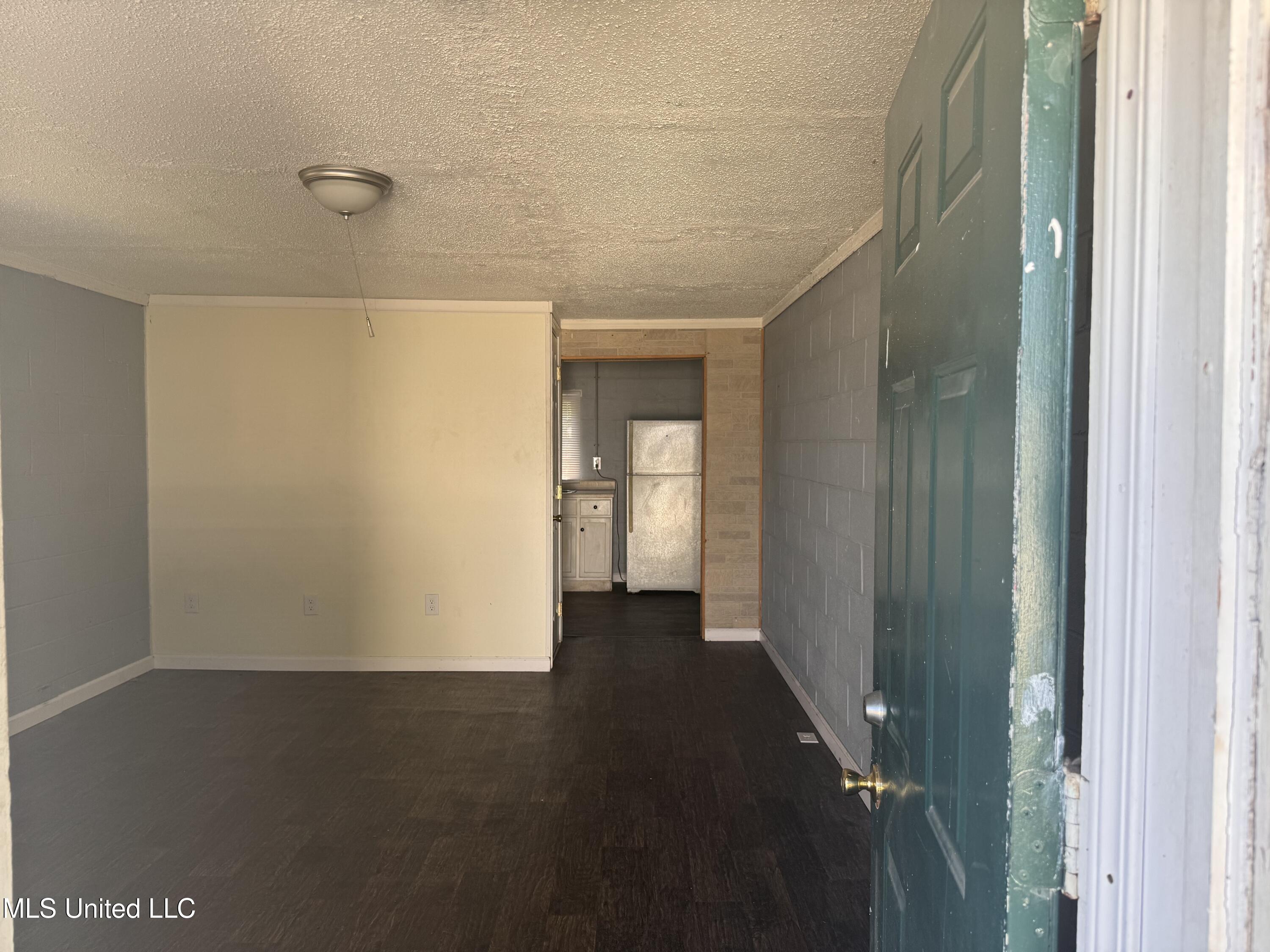 2209 34th Street Property Photo 21