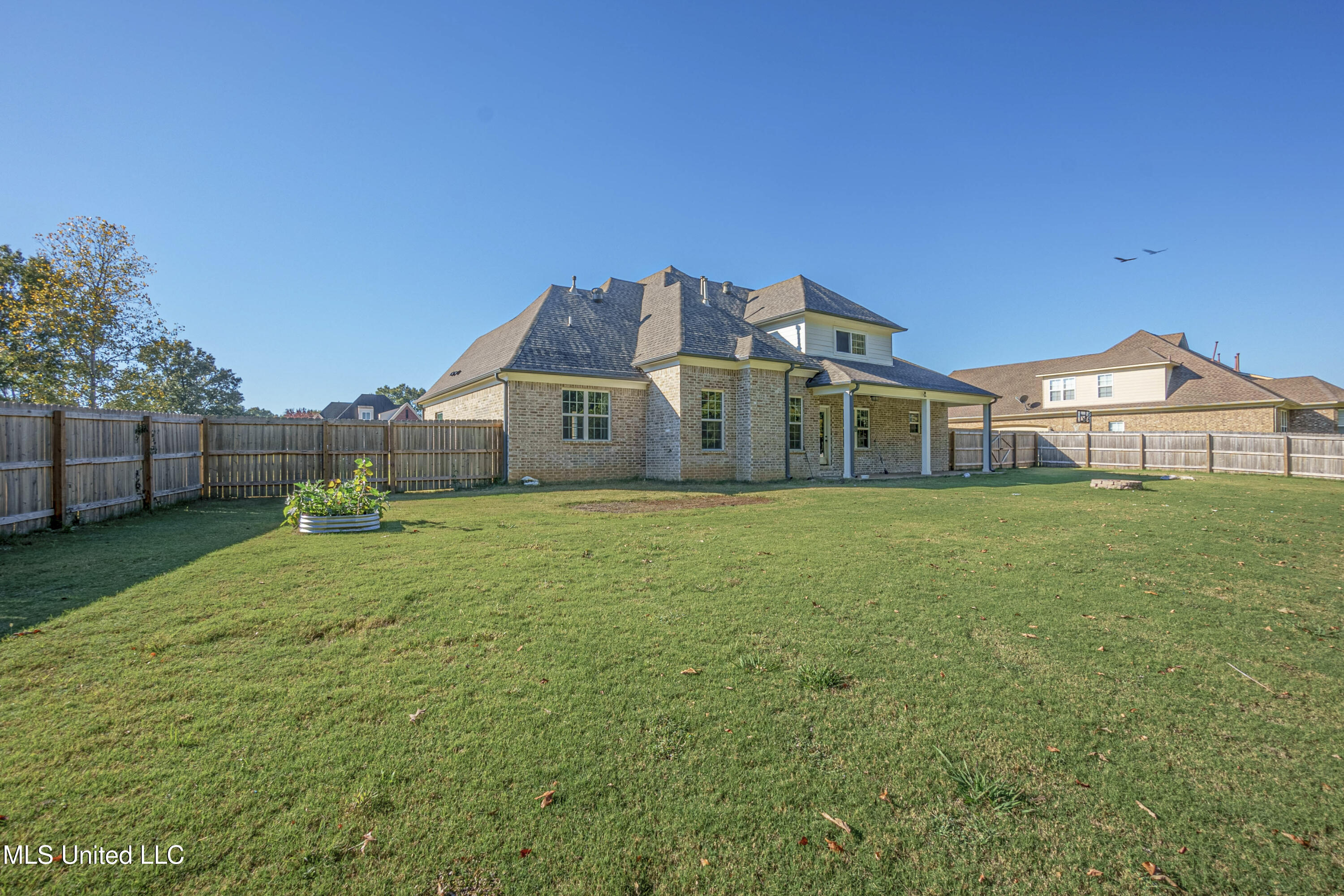 5640 Drew Glazer Drive Property Photo 28