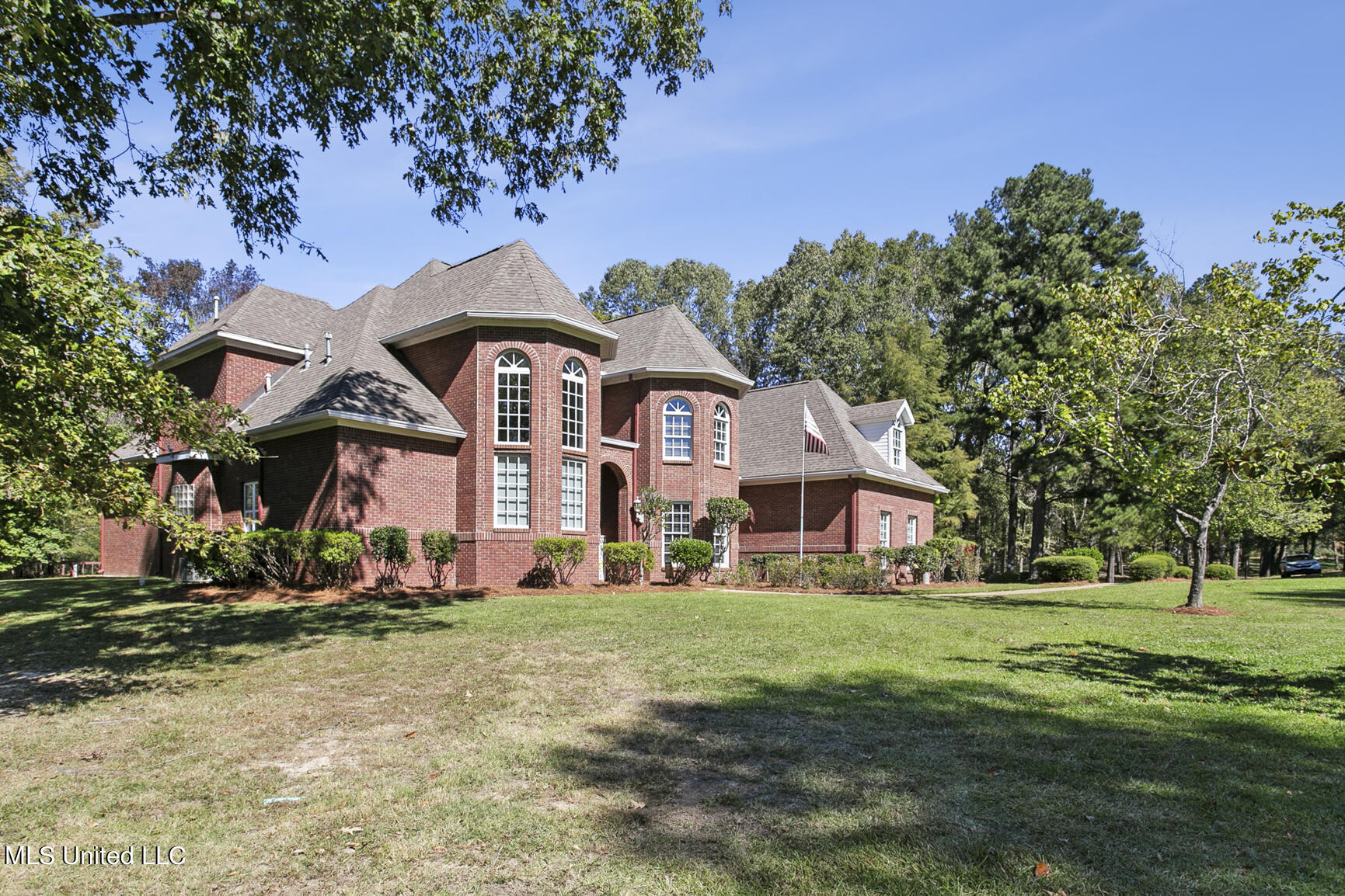 283 Deer Haven Drive Property Photo 3